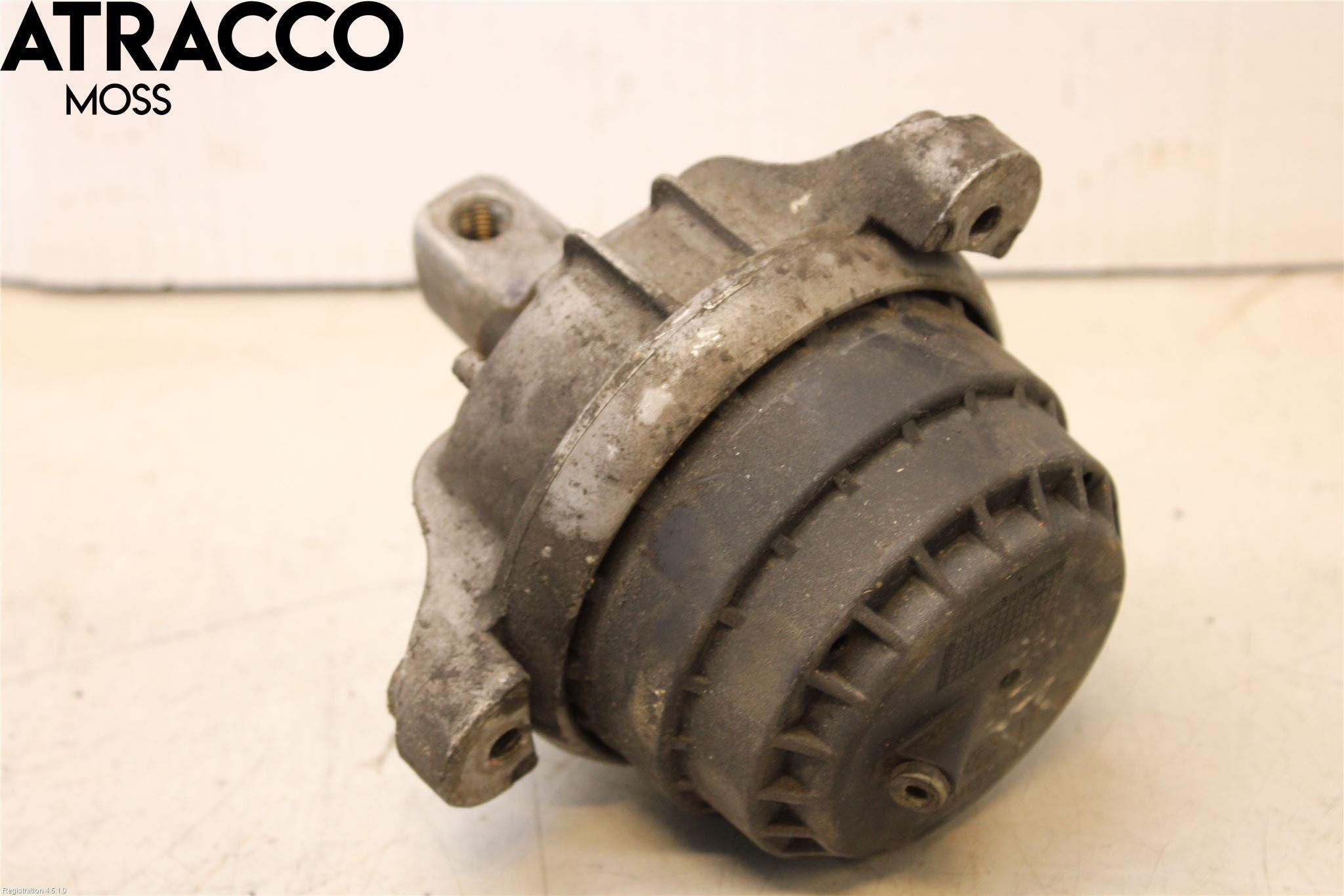 BMW 5 F10/F11/F18 09-17 Motor Feste Gummi