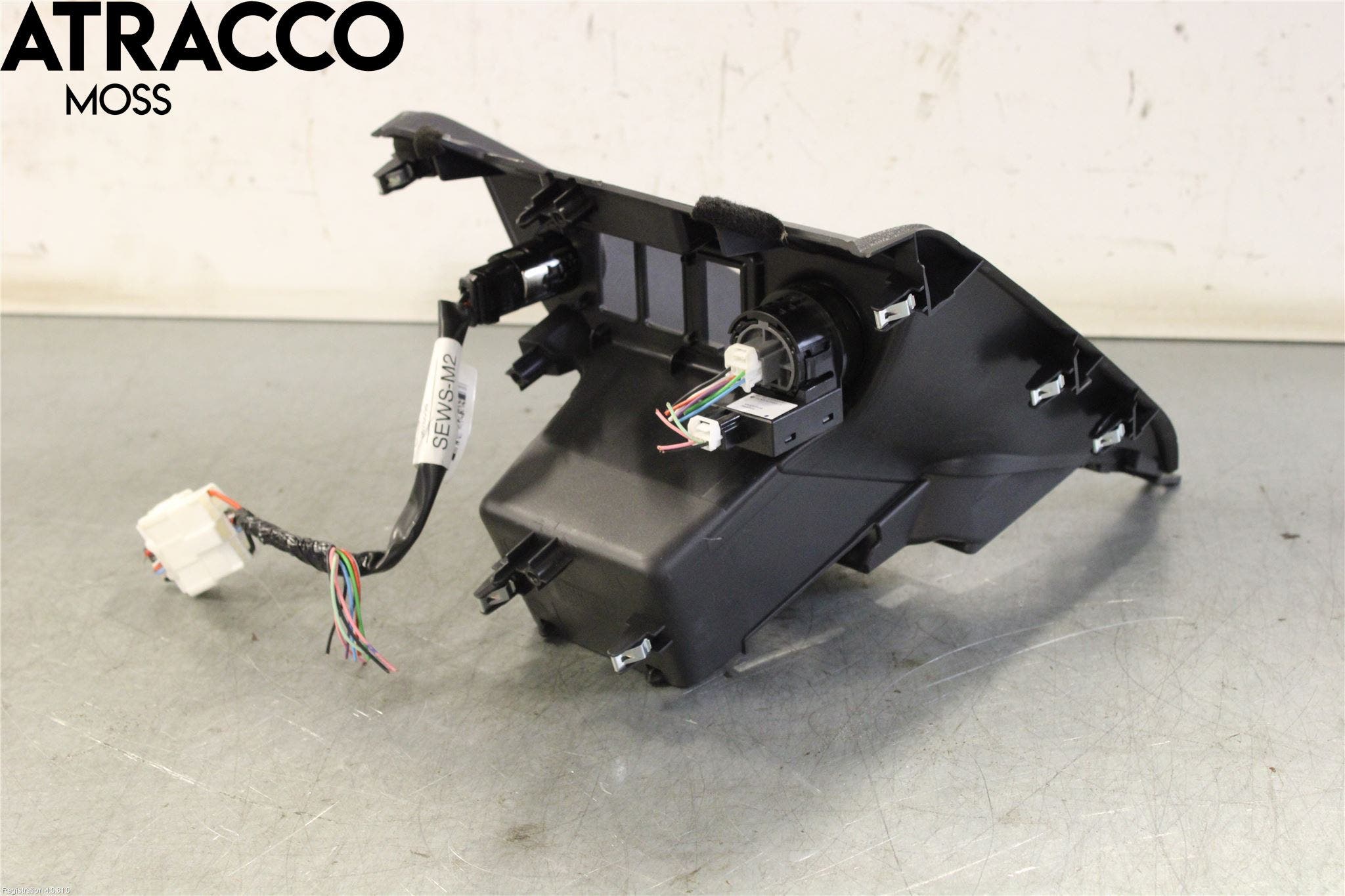 Nissan LEAF 18- Instrumentkonsoll Midt