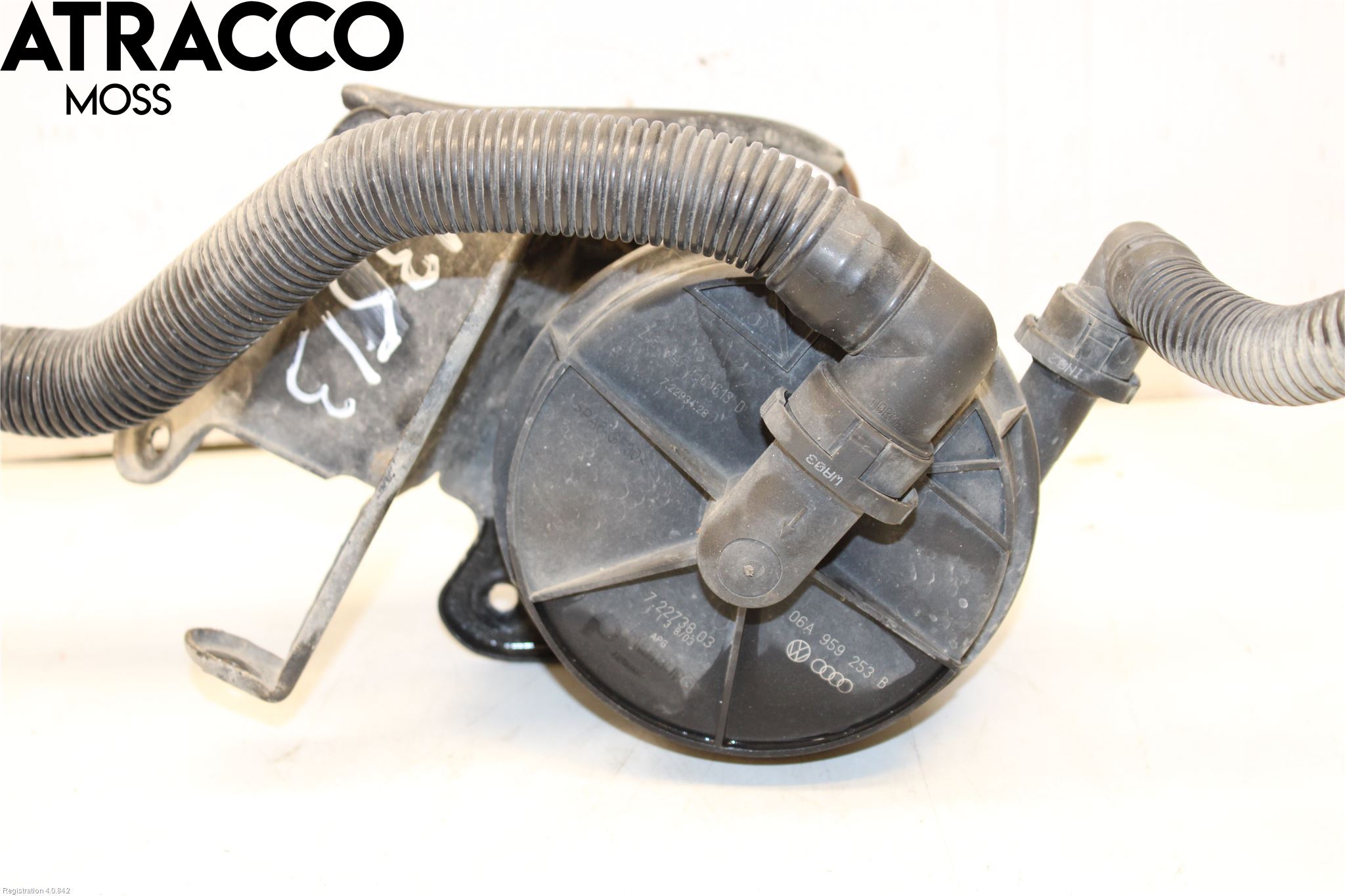 Audi A4/S4 01-05 Luftpumpe - Eksosrensing