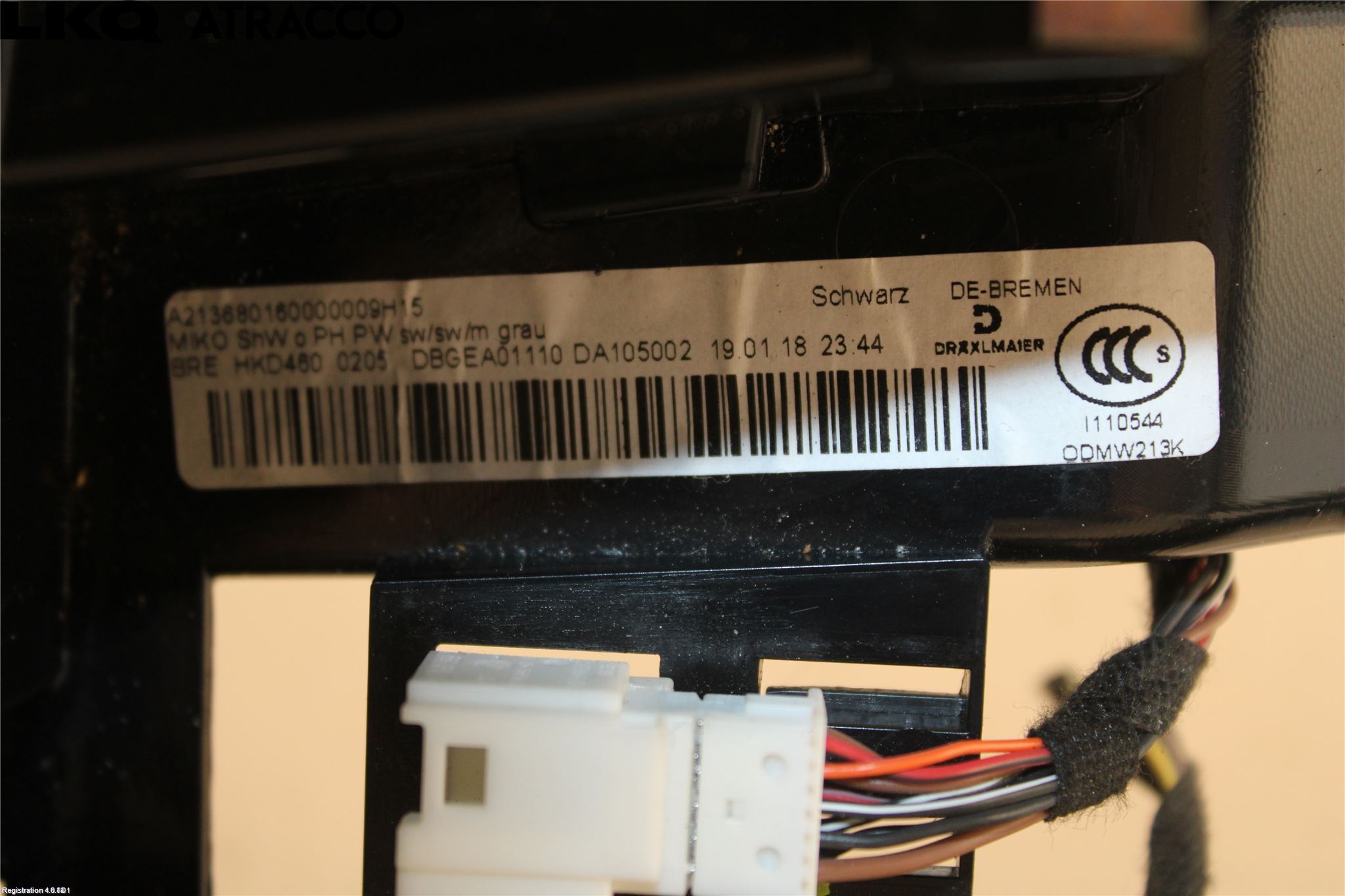 Mercedes-Benz MB E-KLASS (W213) 16-23 Instrumentkonsoll Midt