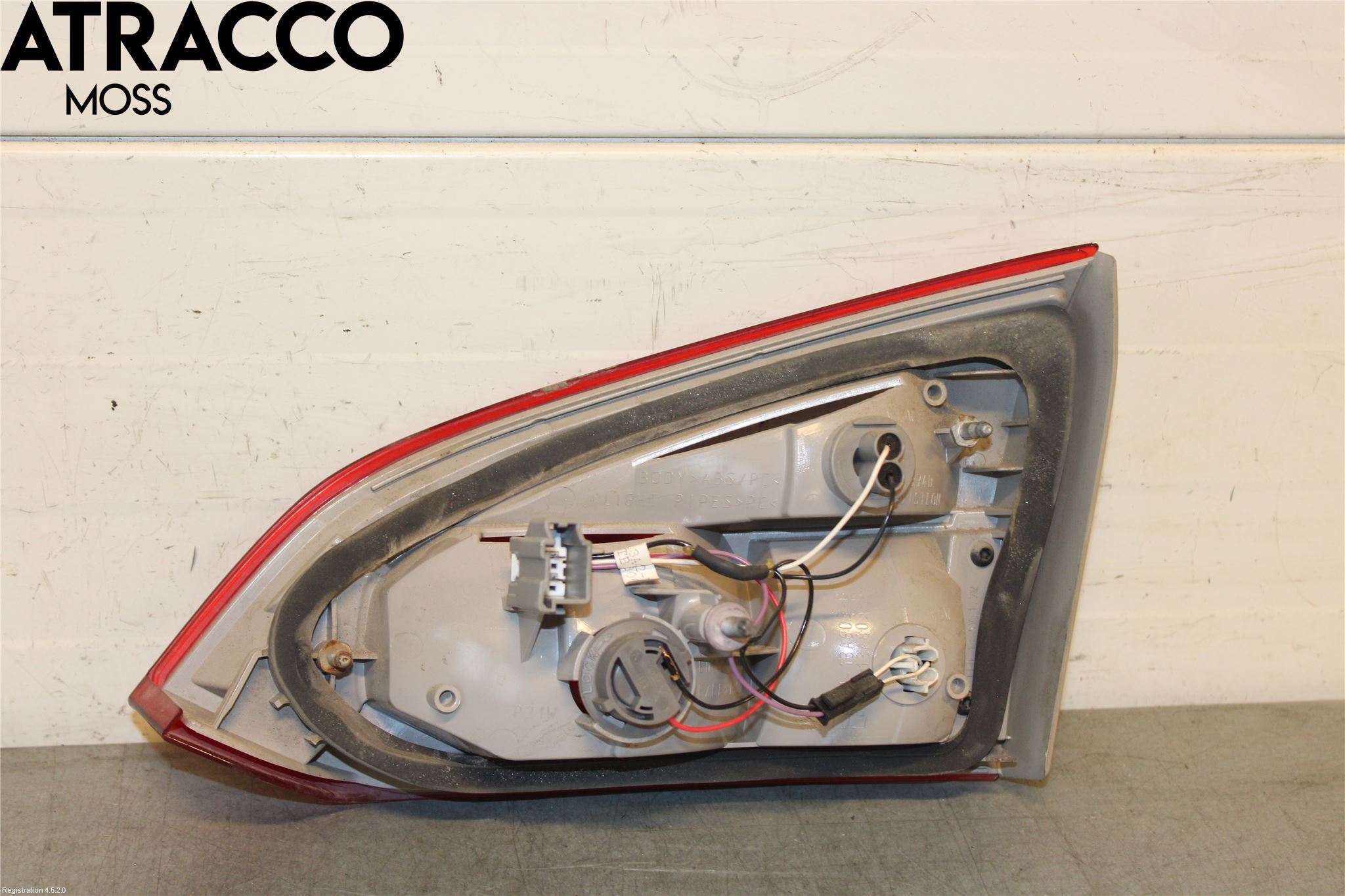 Ford FOCUS 11-14 Baklykt Venstre  På Luke(Indre