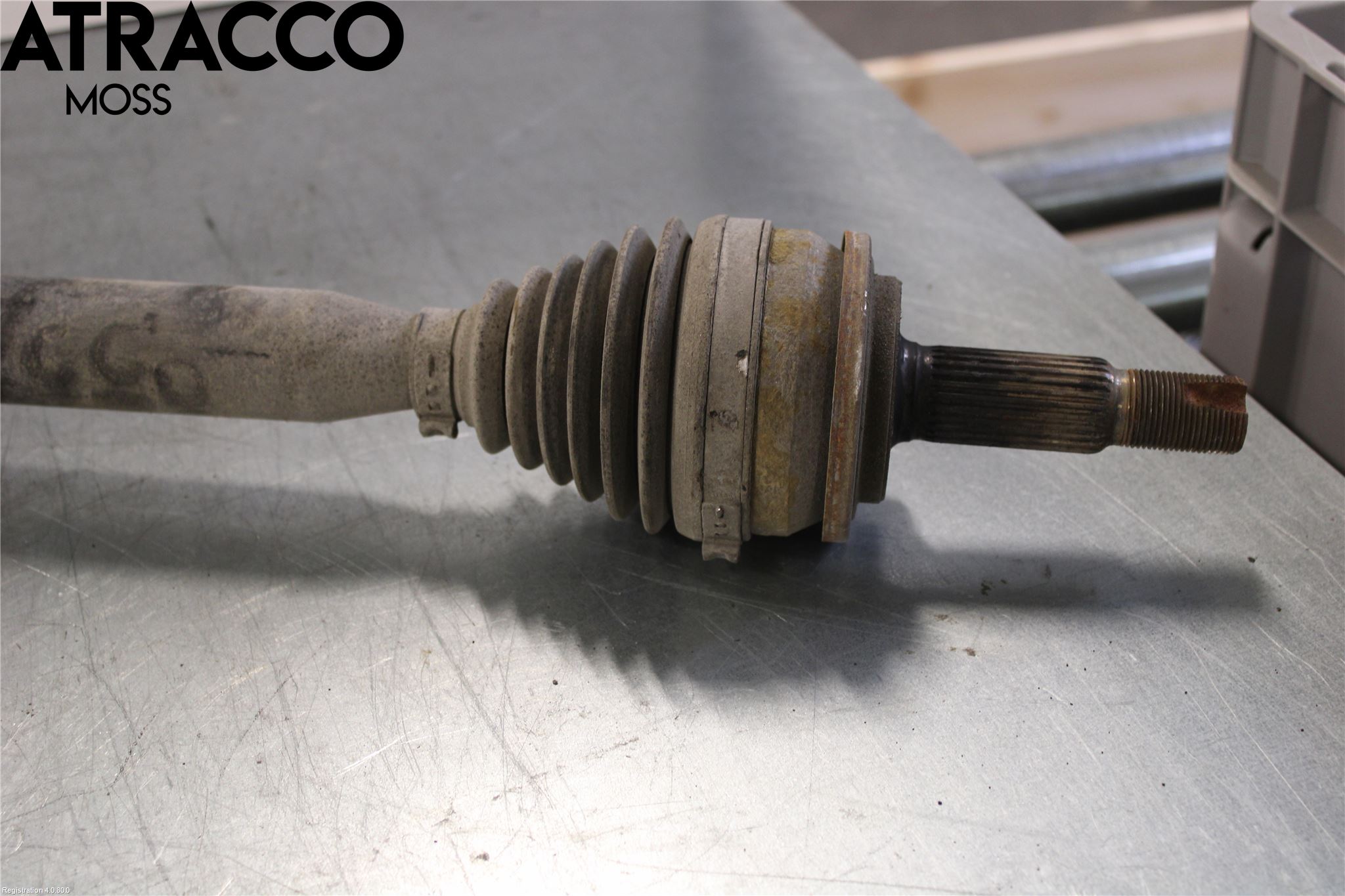 Toyota AURIS 10-12 Drivaksel Foran Kompl Høyre