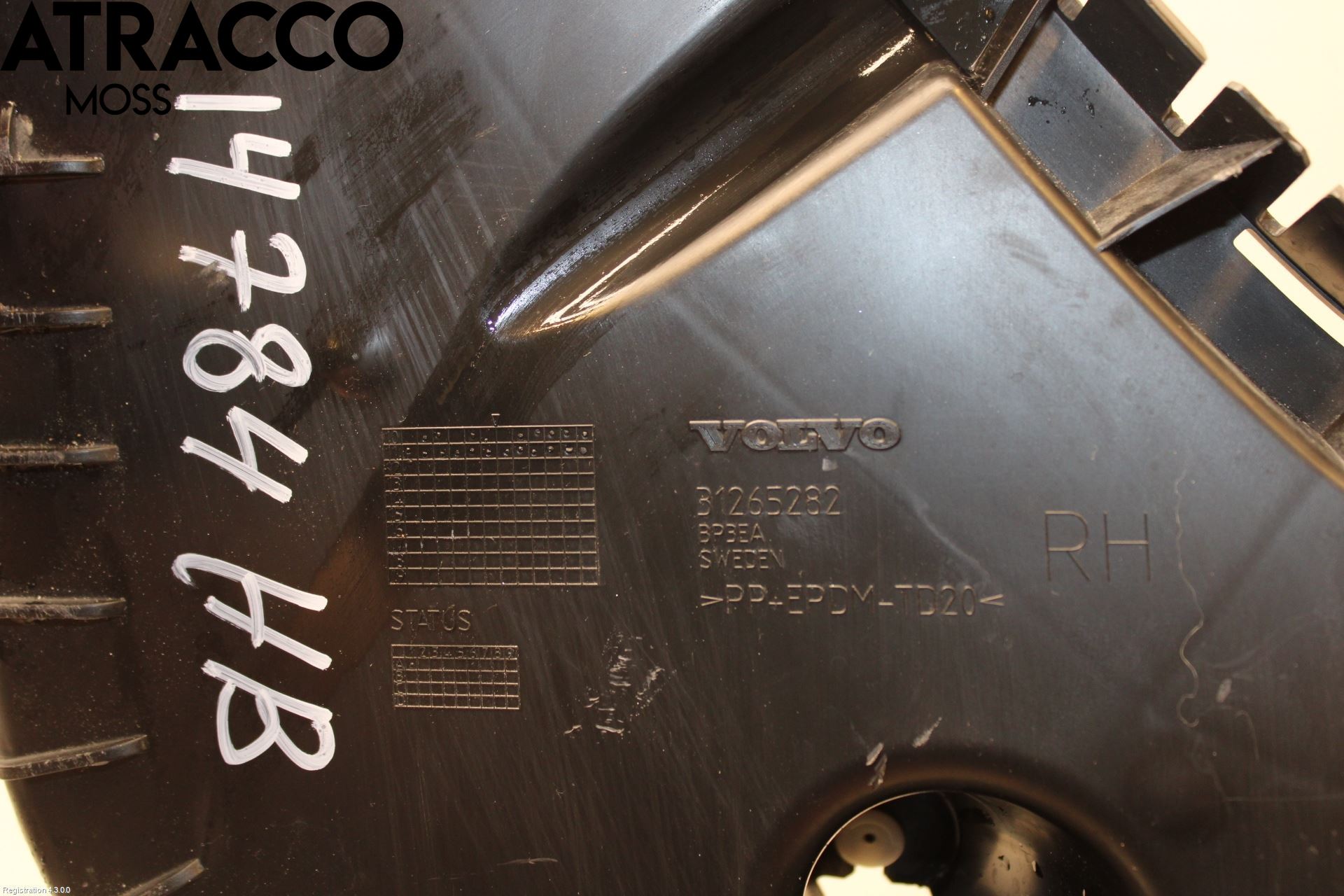 Volvo V60 11-13 Støtfangerfeste Bak Høyre