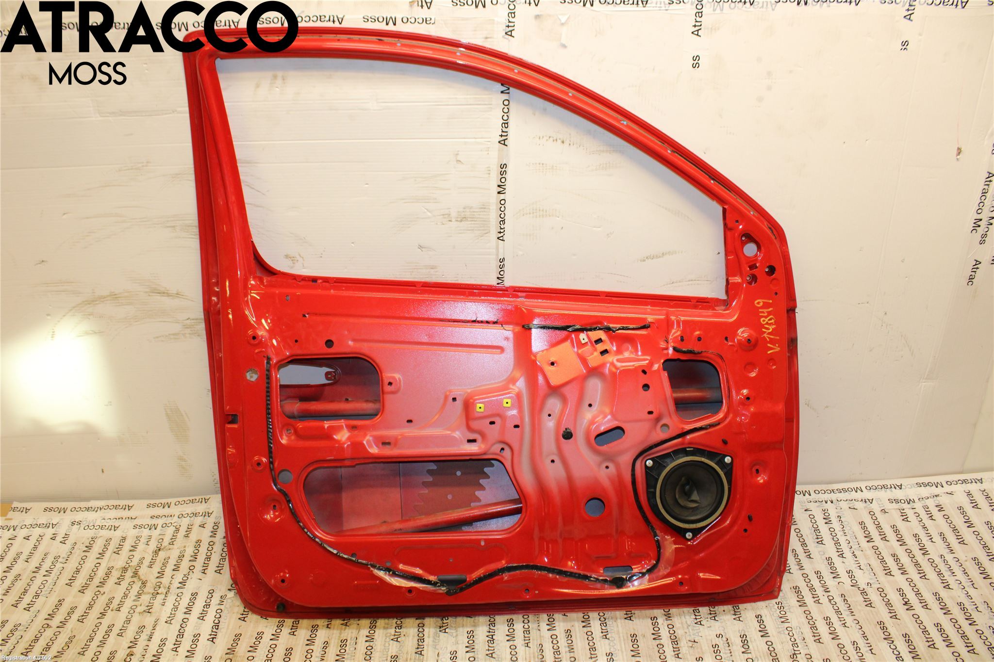 Toyota YARIS P1 03-05 Dør 4D Foran Høyre