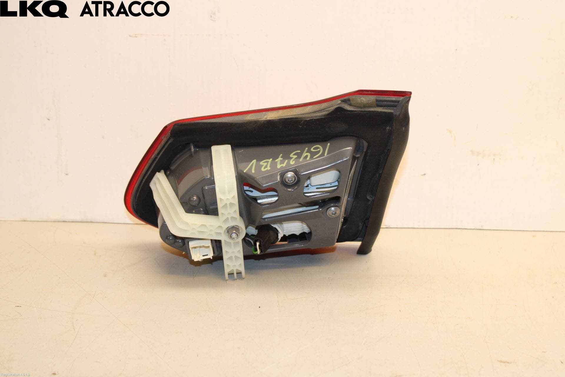 Mercedes-Benz MB C-KLASS (W205) 14-21 Baklykt Venstre På Luke(Indre