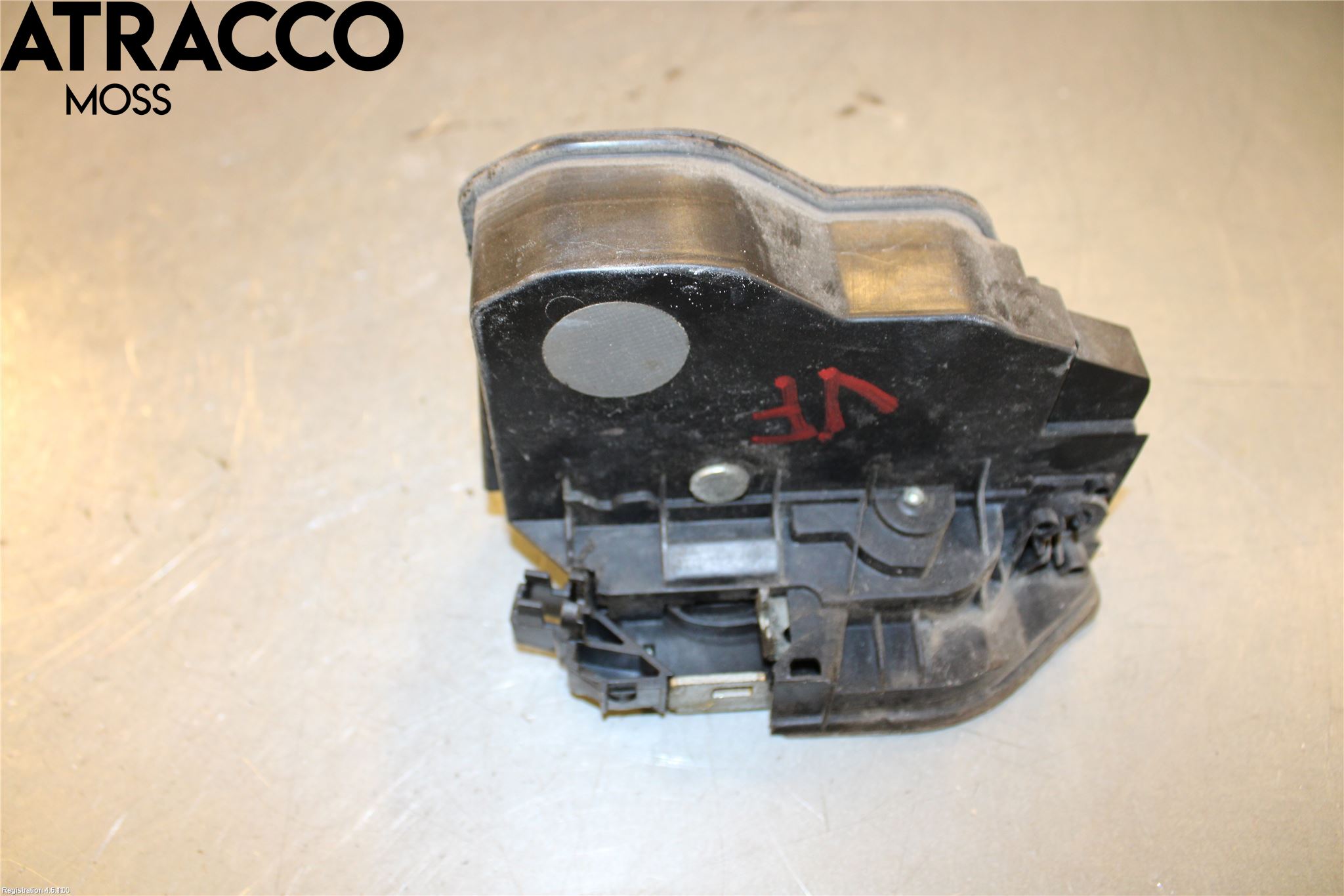 BMW 5 E60/61 Sed/Tou 02-10 Dørlås - Låsekasse