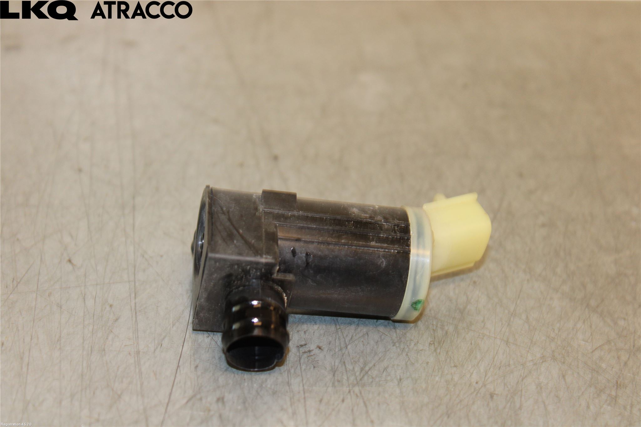 Suzuki SWIFT 17-24 Spylerpumpe Frontrute