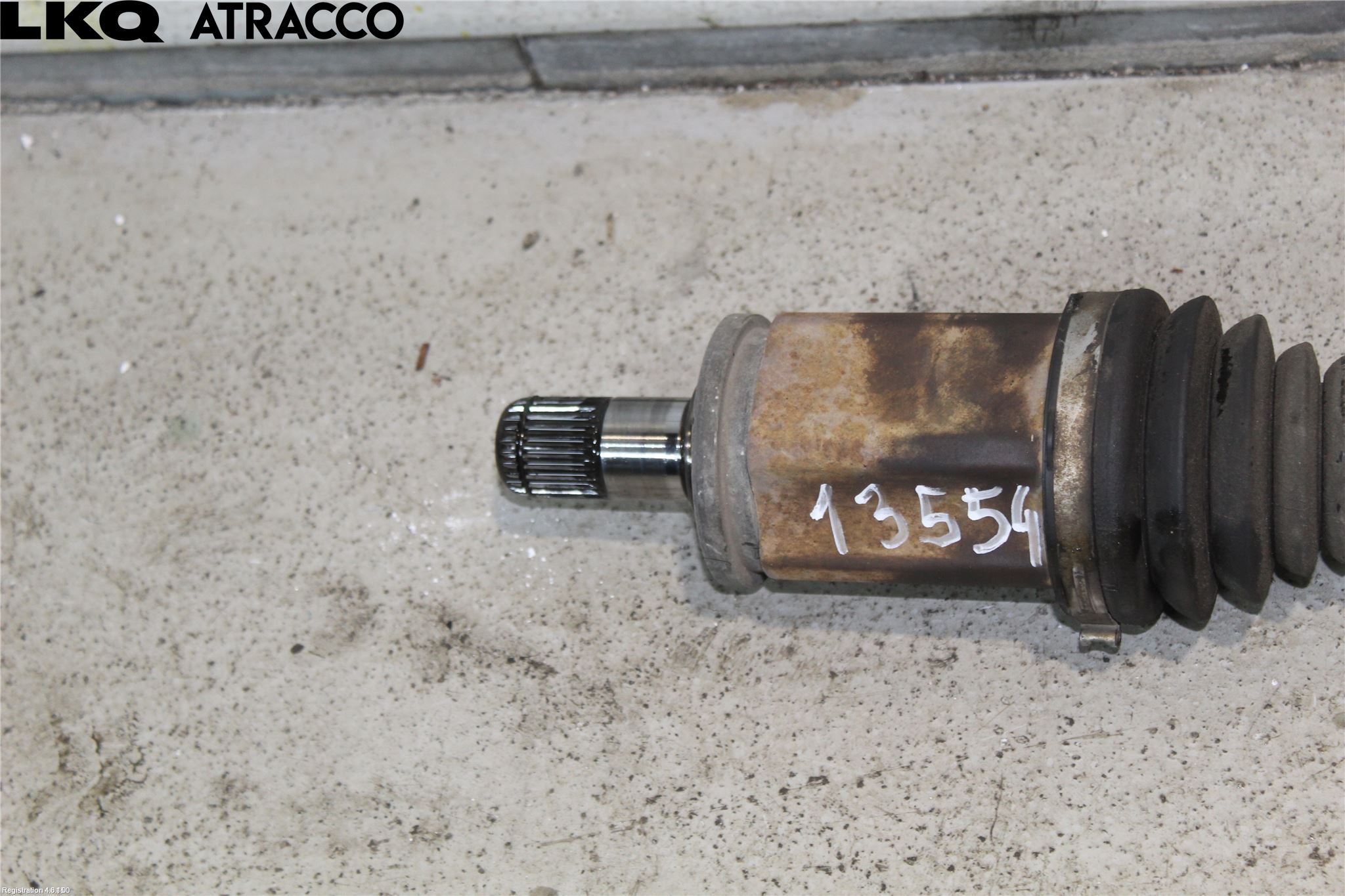 BMW 3 F30/F31/F80 12-19 Drivaksel Foran Kompl Venstre