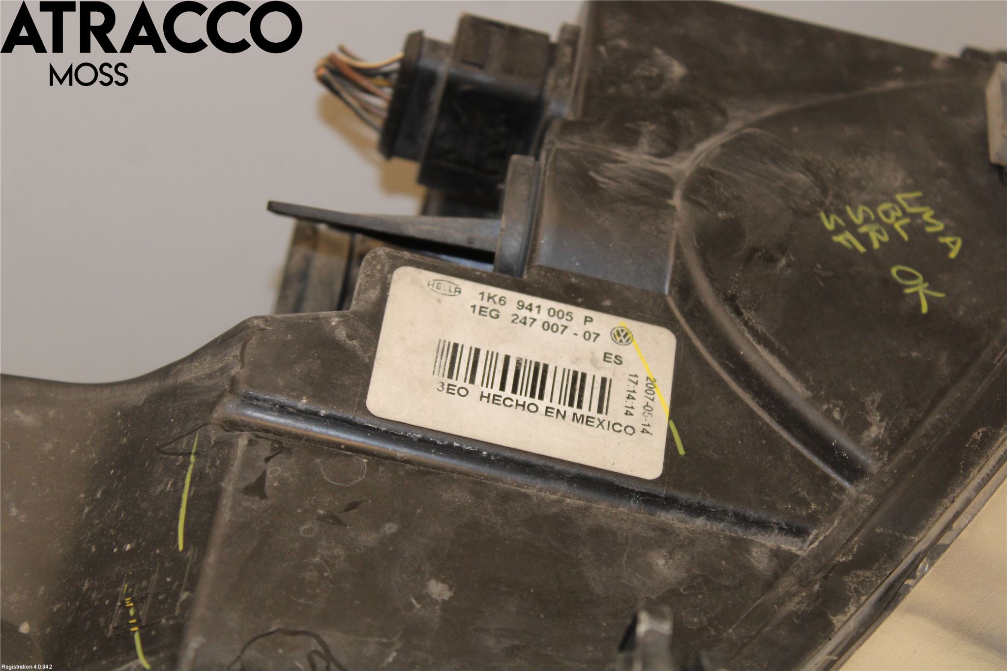 Volkswagen VW GOLF V 04-09 Frontlykt Venstre