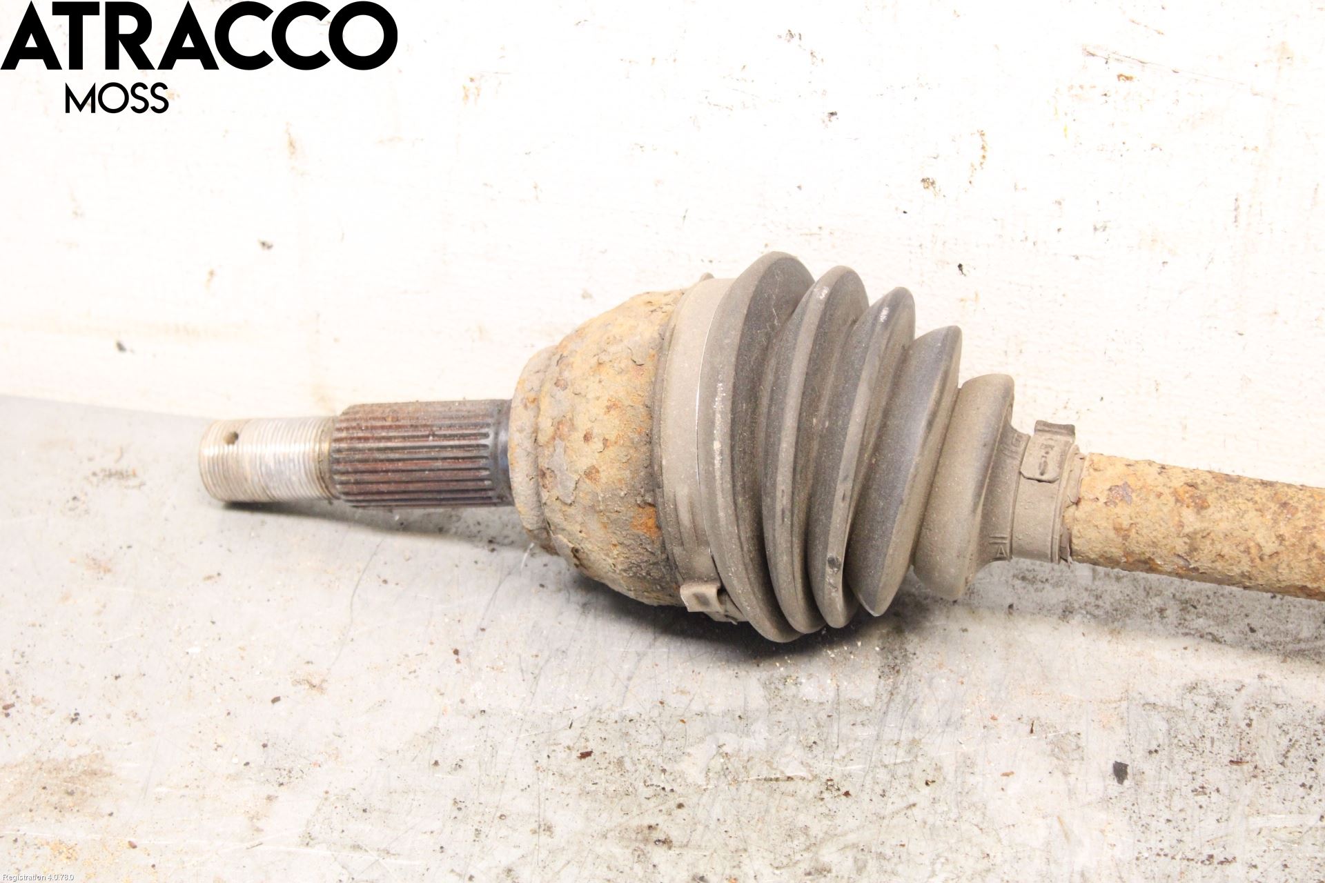 Nissan LEAF 11-17 Drivaksel Foran Kompl Venstre