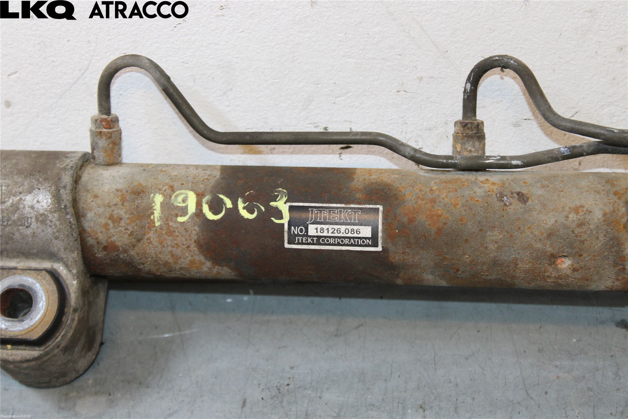 Toyota HILUX 16- Servo Snekke - Tannstang