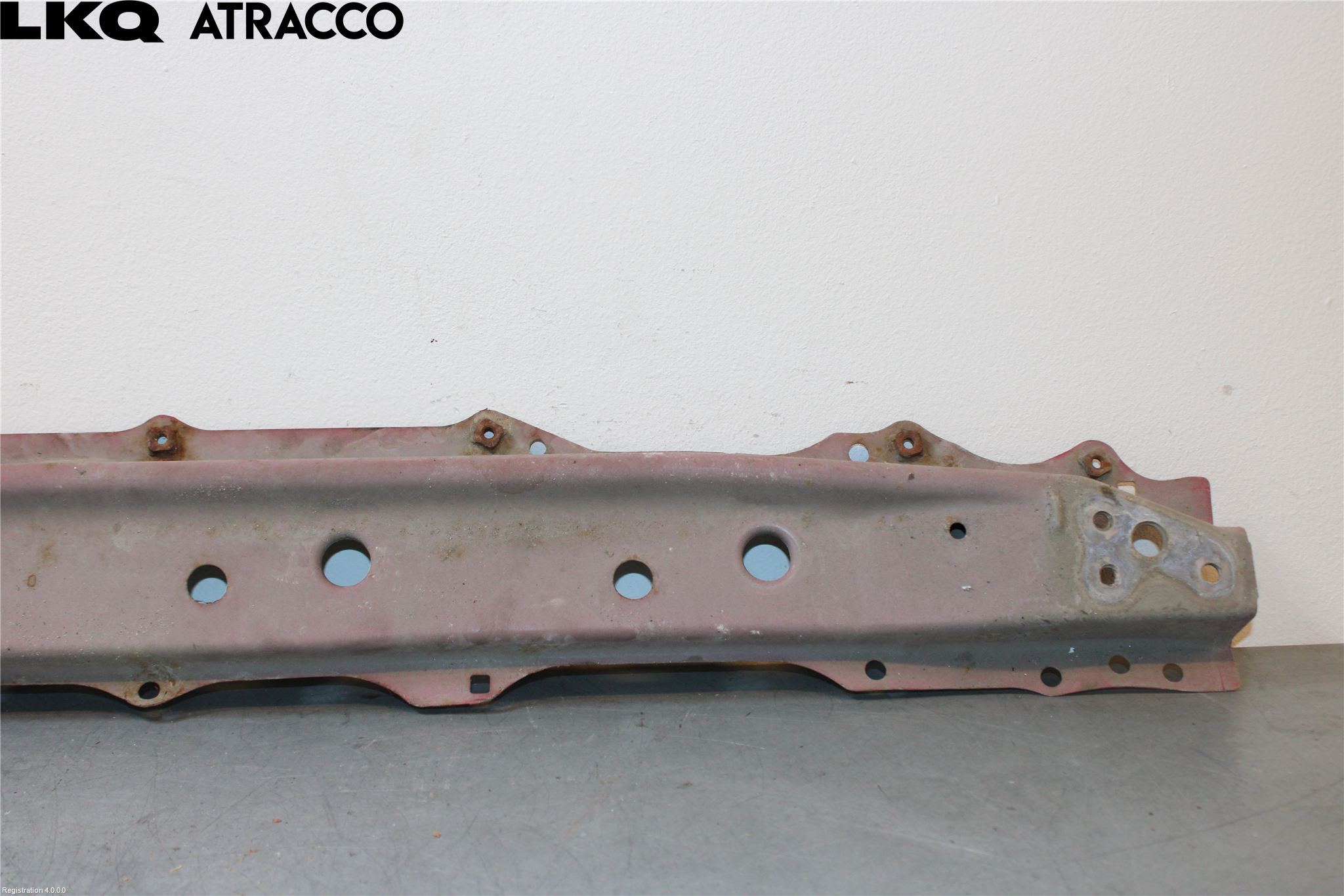 Toyota YARIS XP130 15-20 Frontplate Nedre