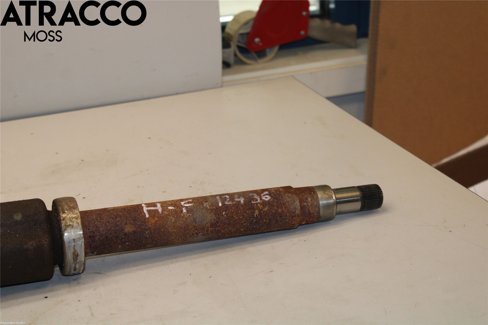 Ford TRANSIT/TOURNEO CONNECT 13-22 Drivaksel Foran Kompl Høyre