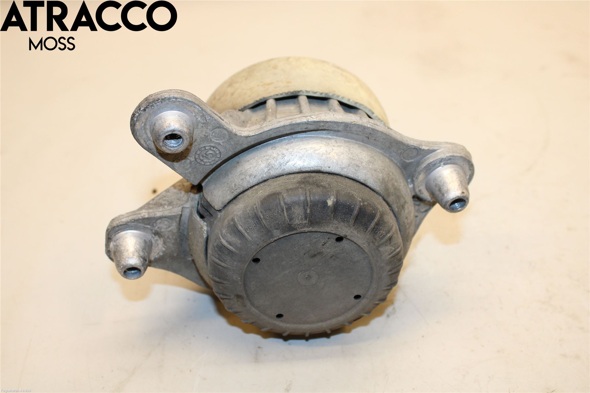 Mercedes-Benz MB C-KLASS (W205) 14-21 Motor Feste Gummi