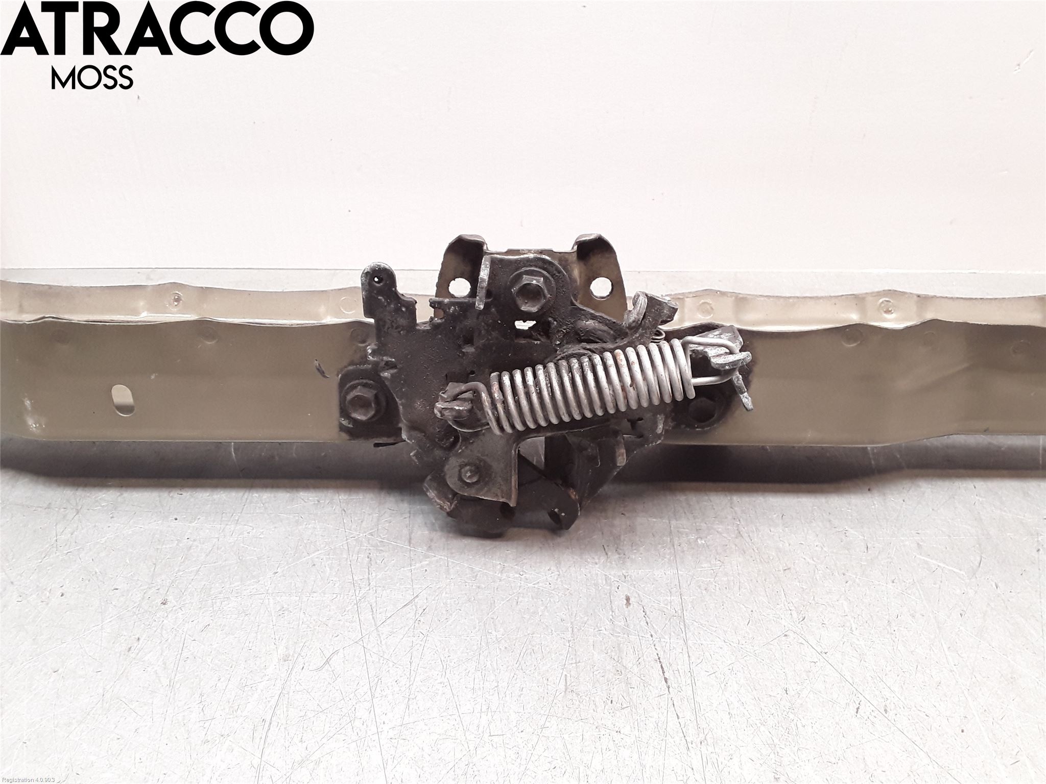 Audi A4 12-15 Panserlåsplate-Bjelke