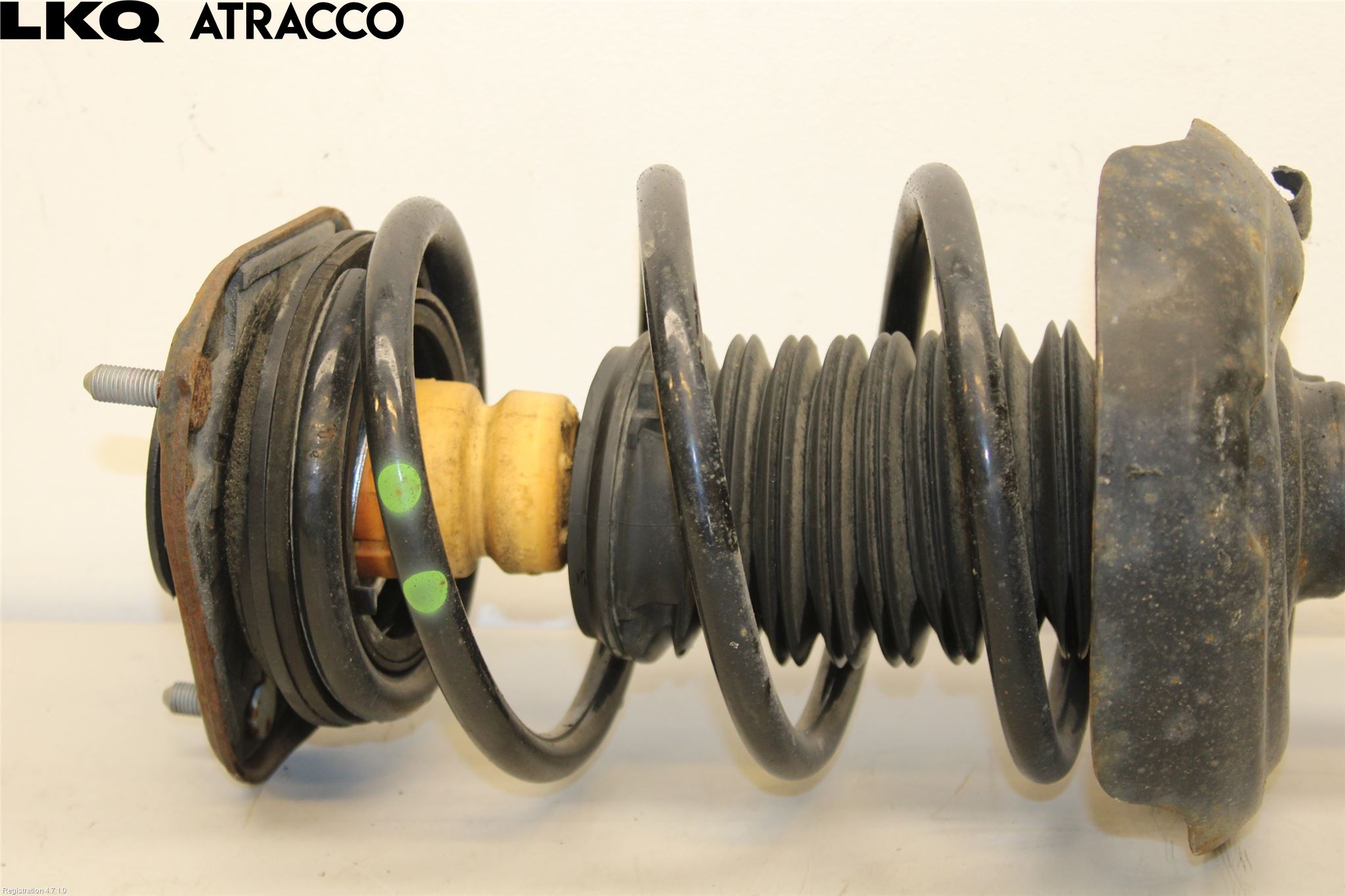 Toyota C-HR 16-23 Fjærbein Foran Venstre