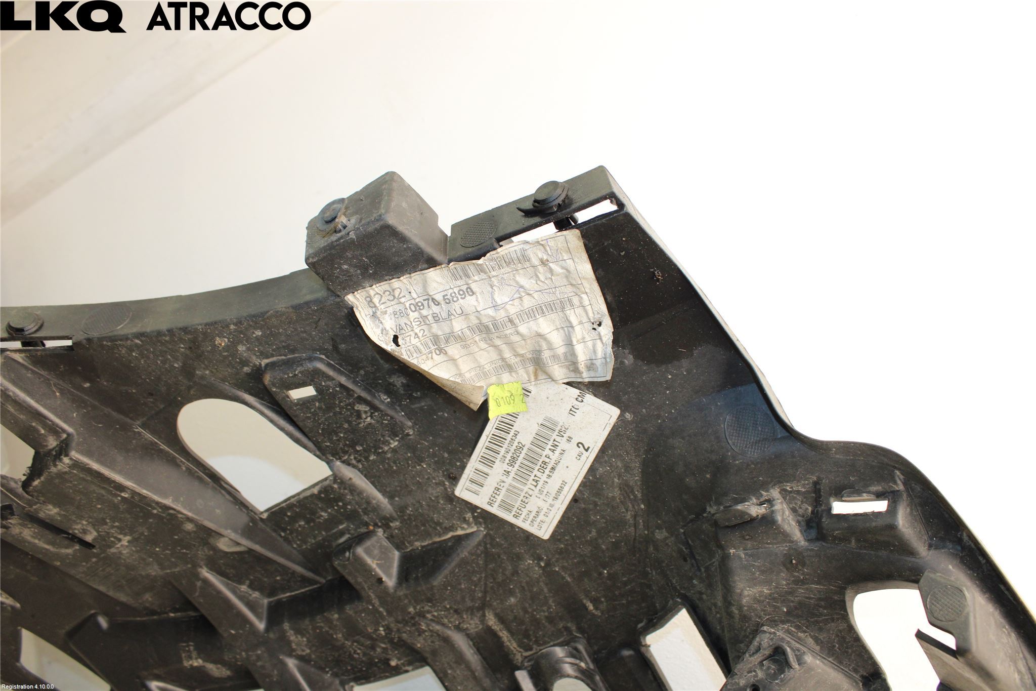 Mercedes-Benz MB VITO/V-KLASS (W640,W447,W448) 14- Støtfangerfeste Foran Høyre