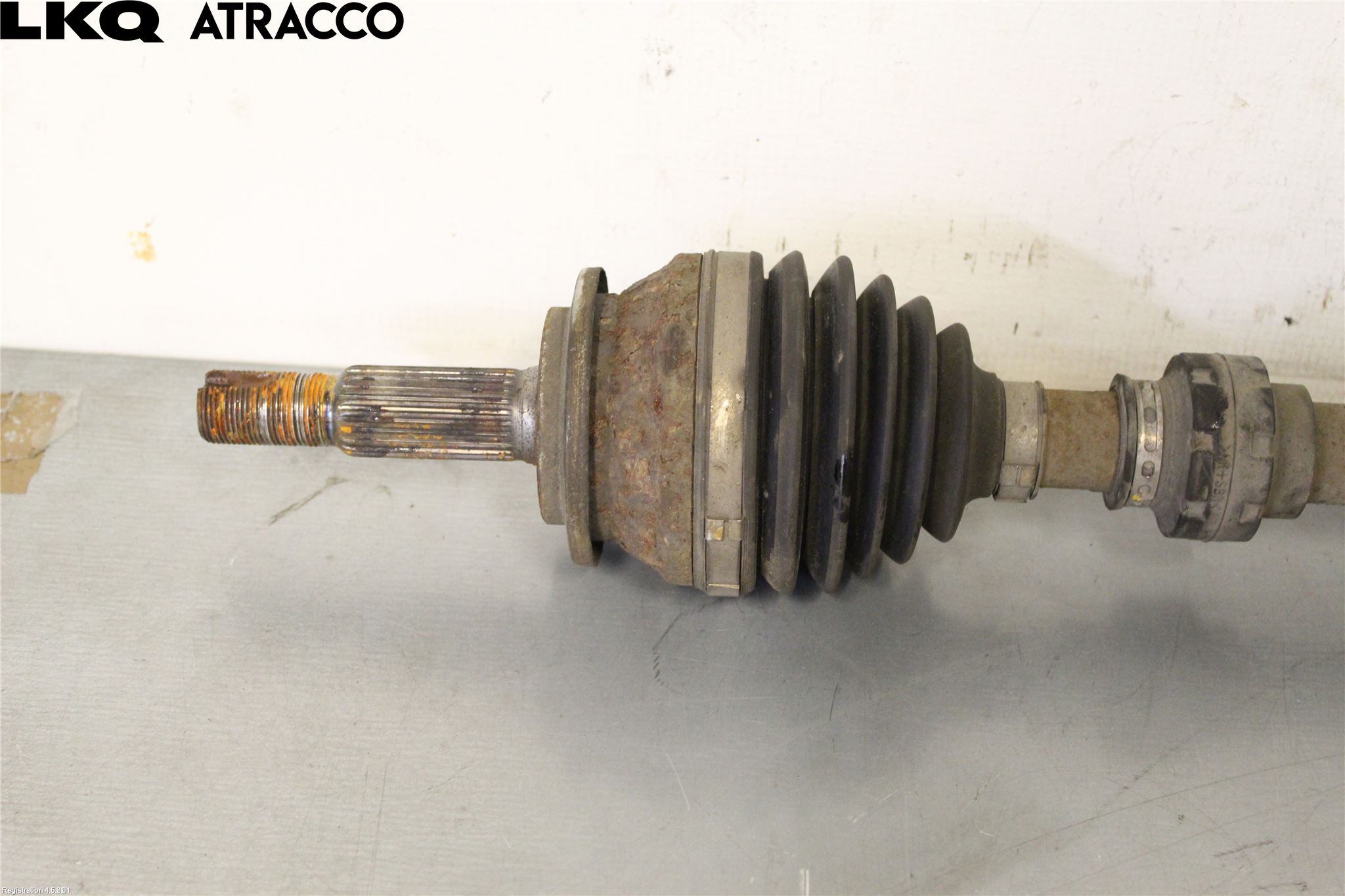 Toyota RAV 4 06-12 Drivaksel Foran Kompl Høyre