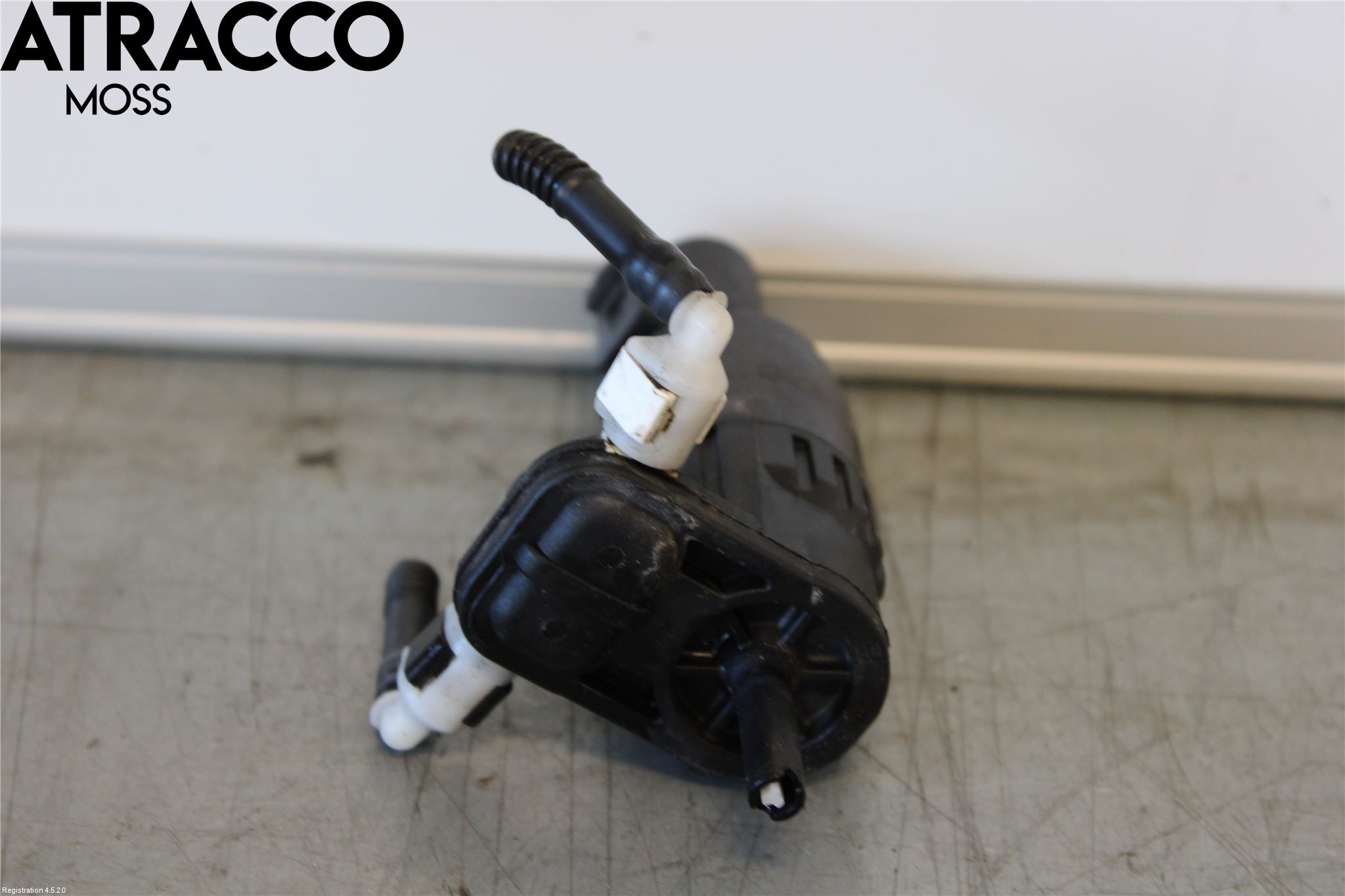 Volkswagen VW TIGUAN 07-16 Spylerpumpe Frontrute