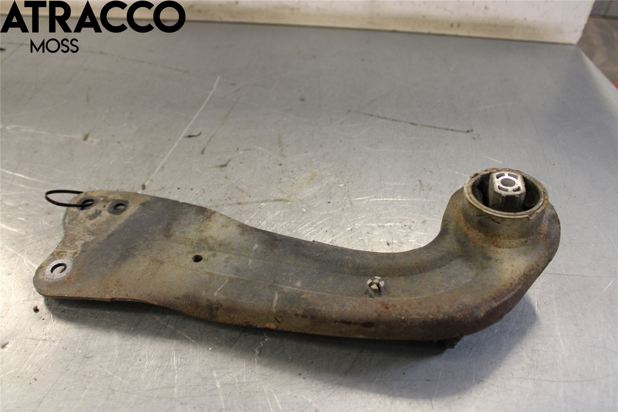 Volkswagen VW GOLF VI 09-13 Bærearm Bak Høyre