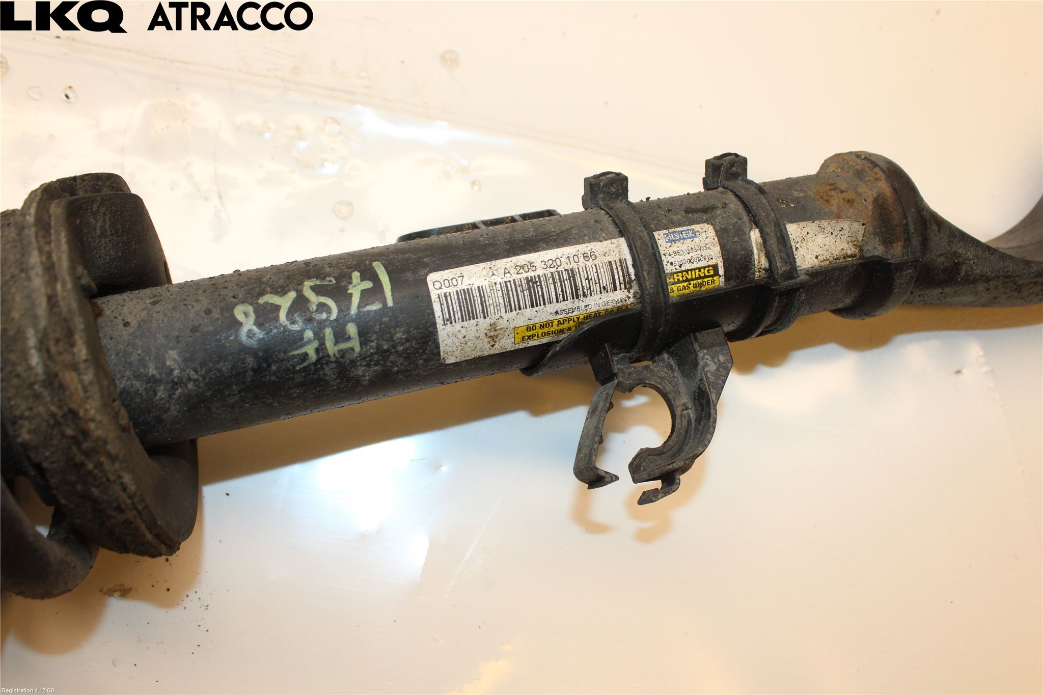 Mercedes-Benz MB C-KLASS (W205) 14-21 Støtdemper Foran