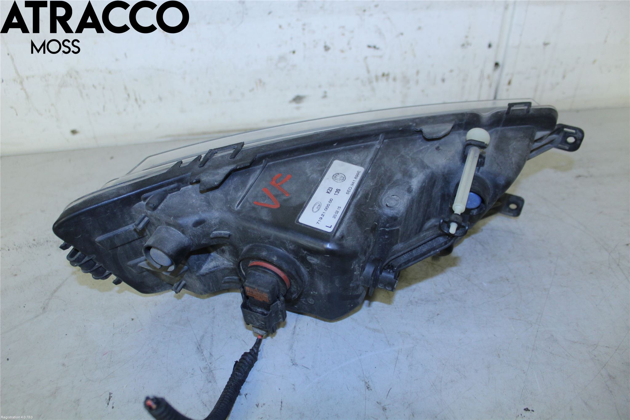 Skoda OCTAVIA (5E) 13-20 Frontlykt Kurve-Tåkelys Ramme