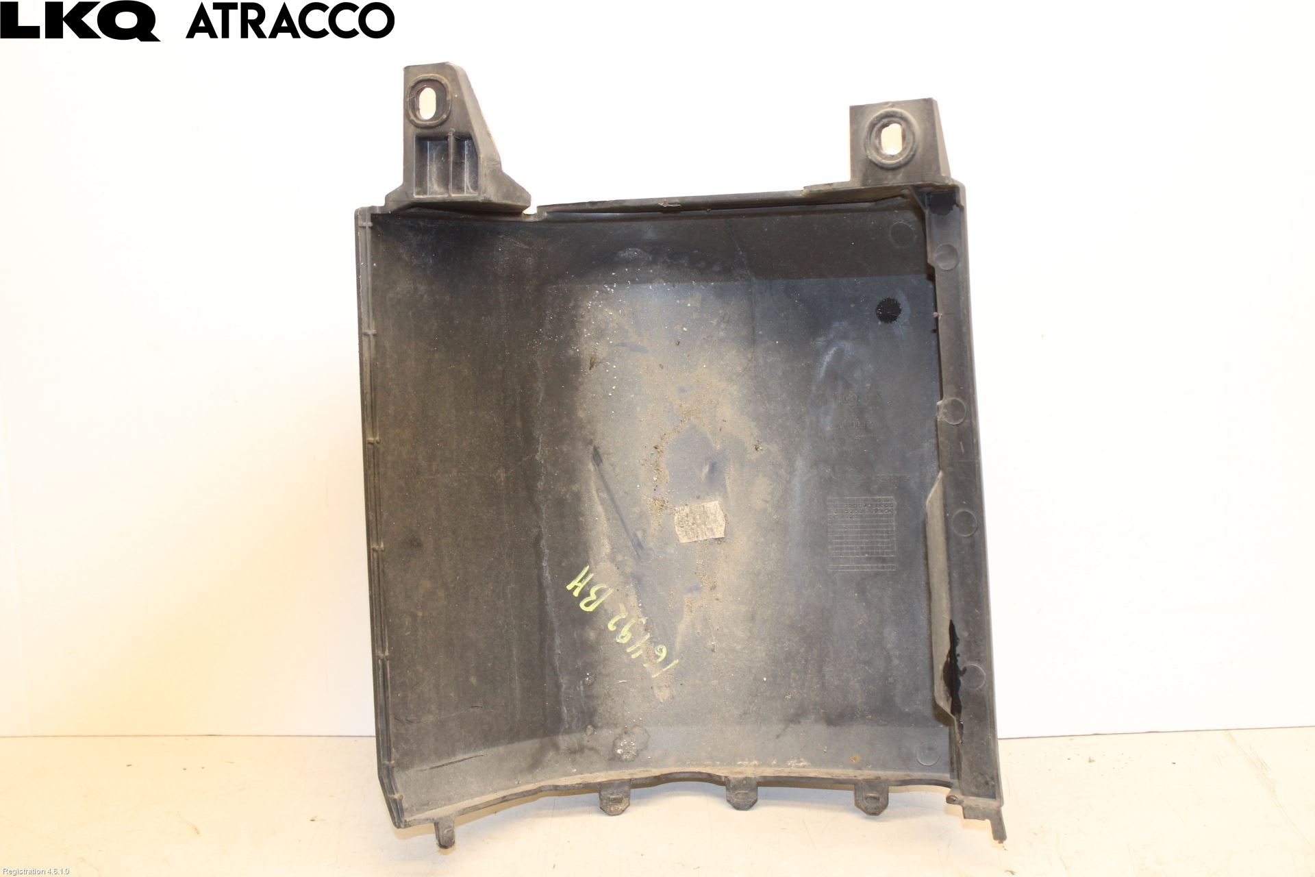 Volkswagen VW TRANSP/CARAVELLE (T6) 16-22 Støtfanger Bak Hjørne Høyre