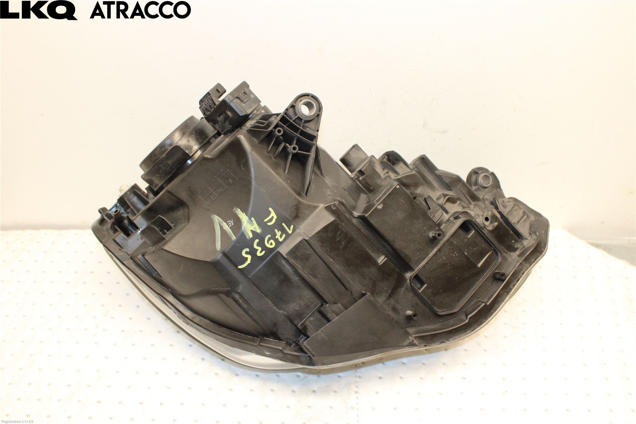 Volkswagen VW UP! / E-UP! Frontlykt Venstre