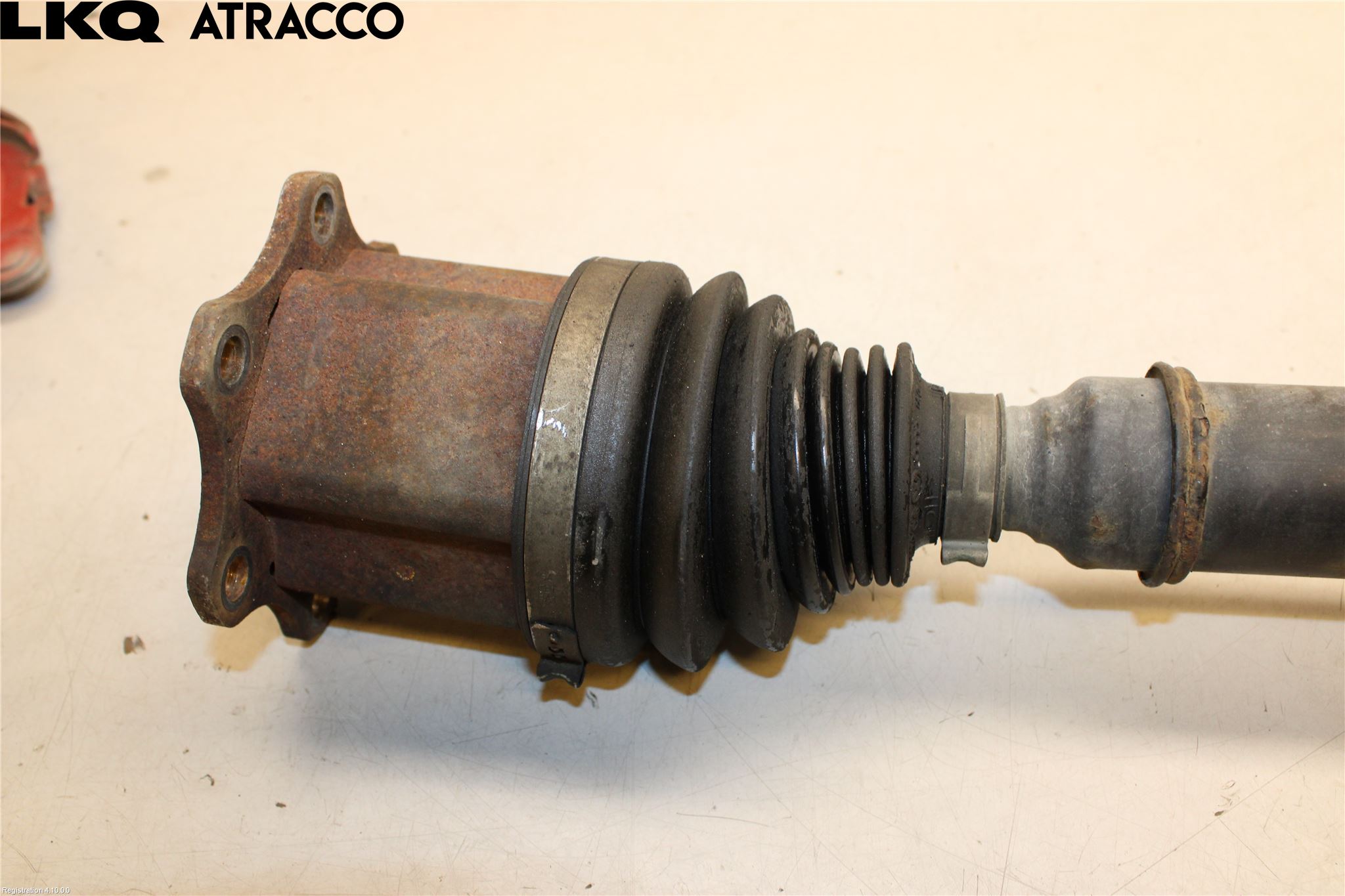 Volkswagen VW PASSAT 05-11 Drivaksel Foran Kompl Høyre