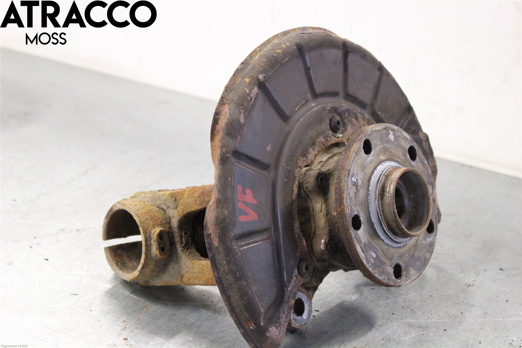 Volkswagen VW GOLF VI 09-13 Spindel Vf