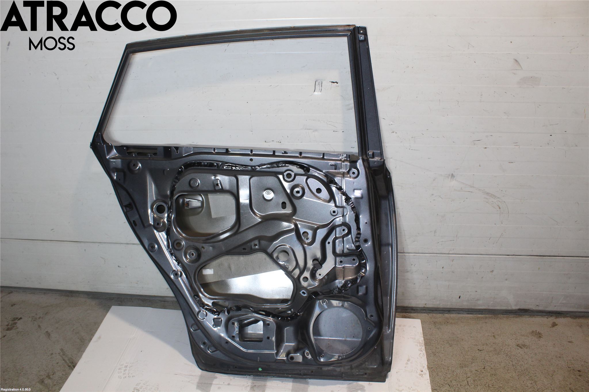 Toyota AVENSIS 09-15 Dør 4D Bak Venstre