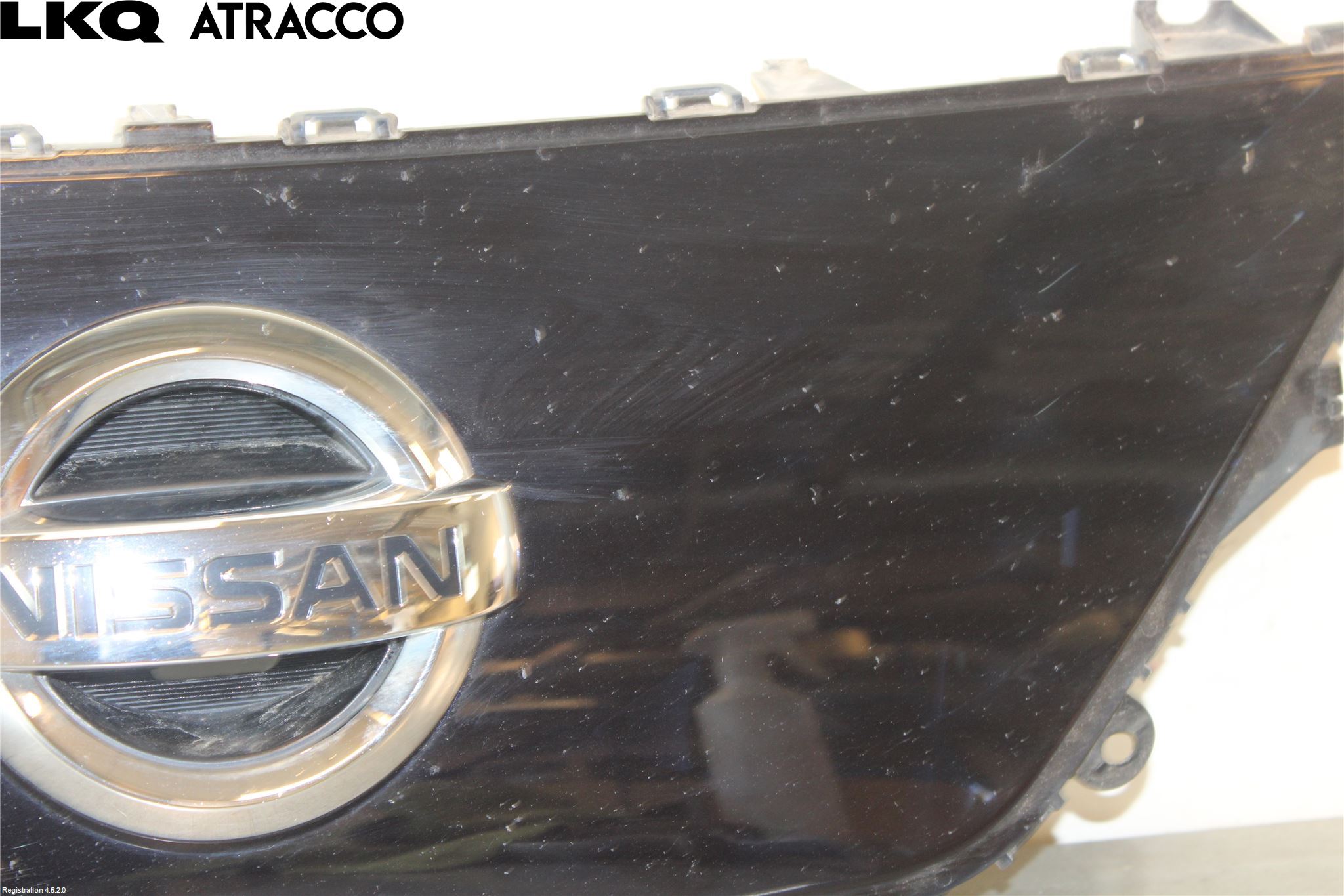 Nissan LEAF 18- Grill Komplett