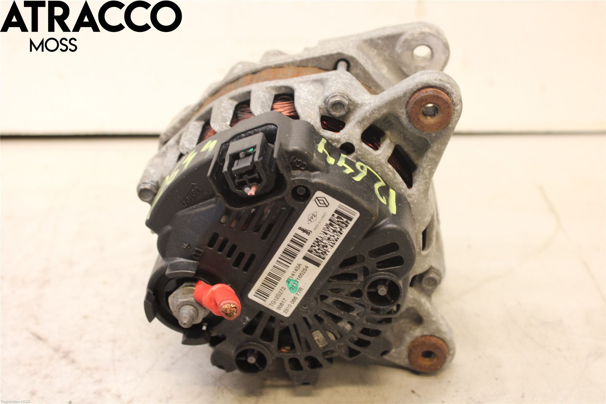 Renault CAPTUR 13-19 Dynamo