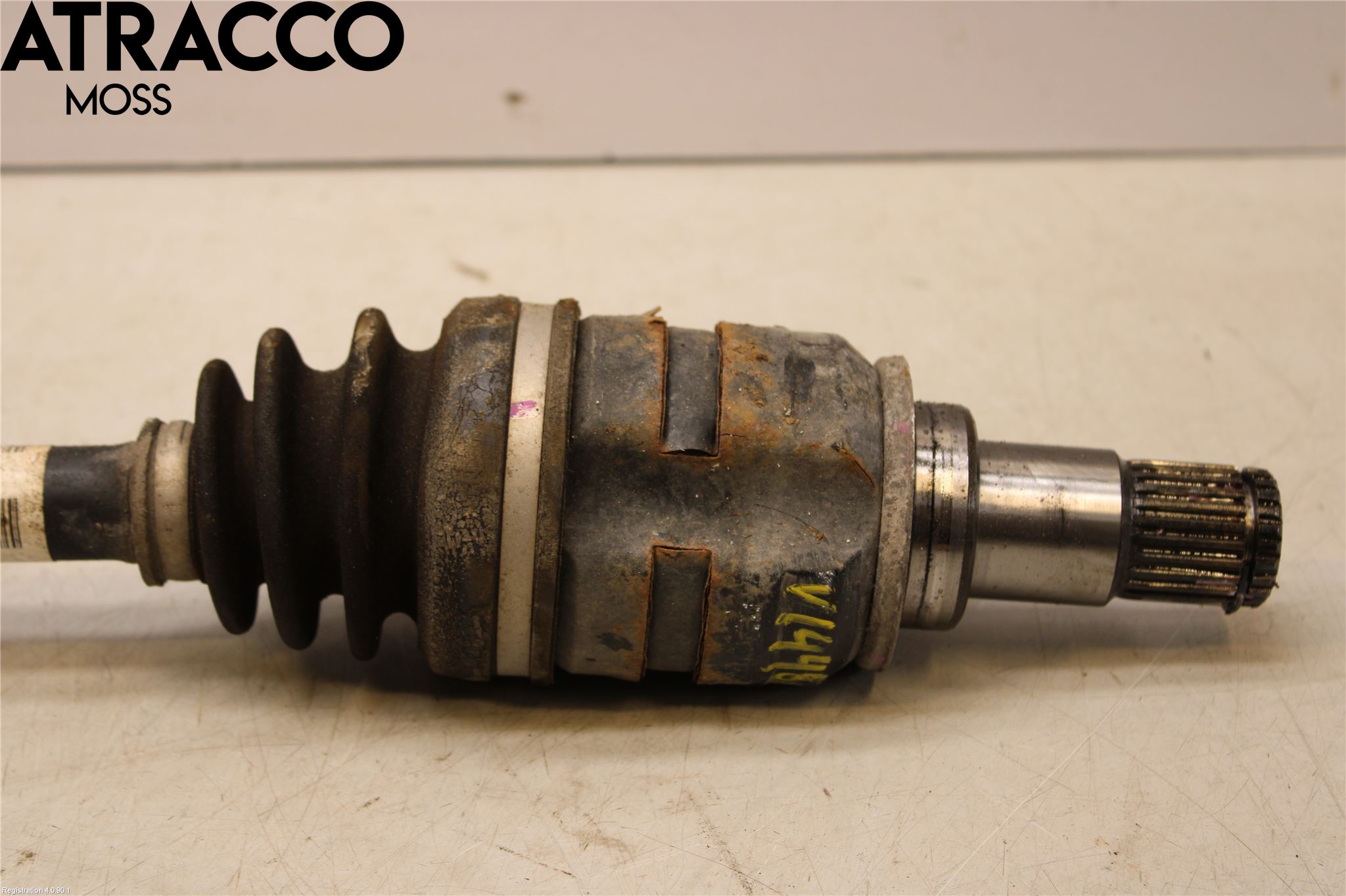 Toyota AURIS 13-19 Drivaksel Foran Kompl Venstre