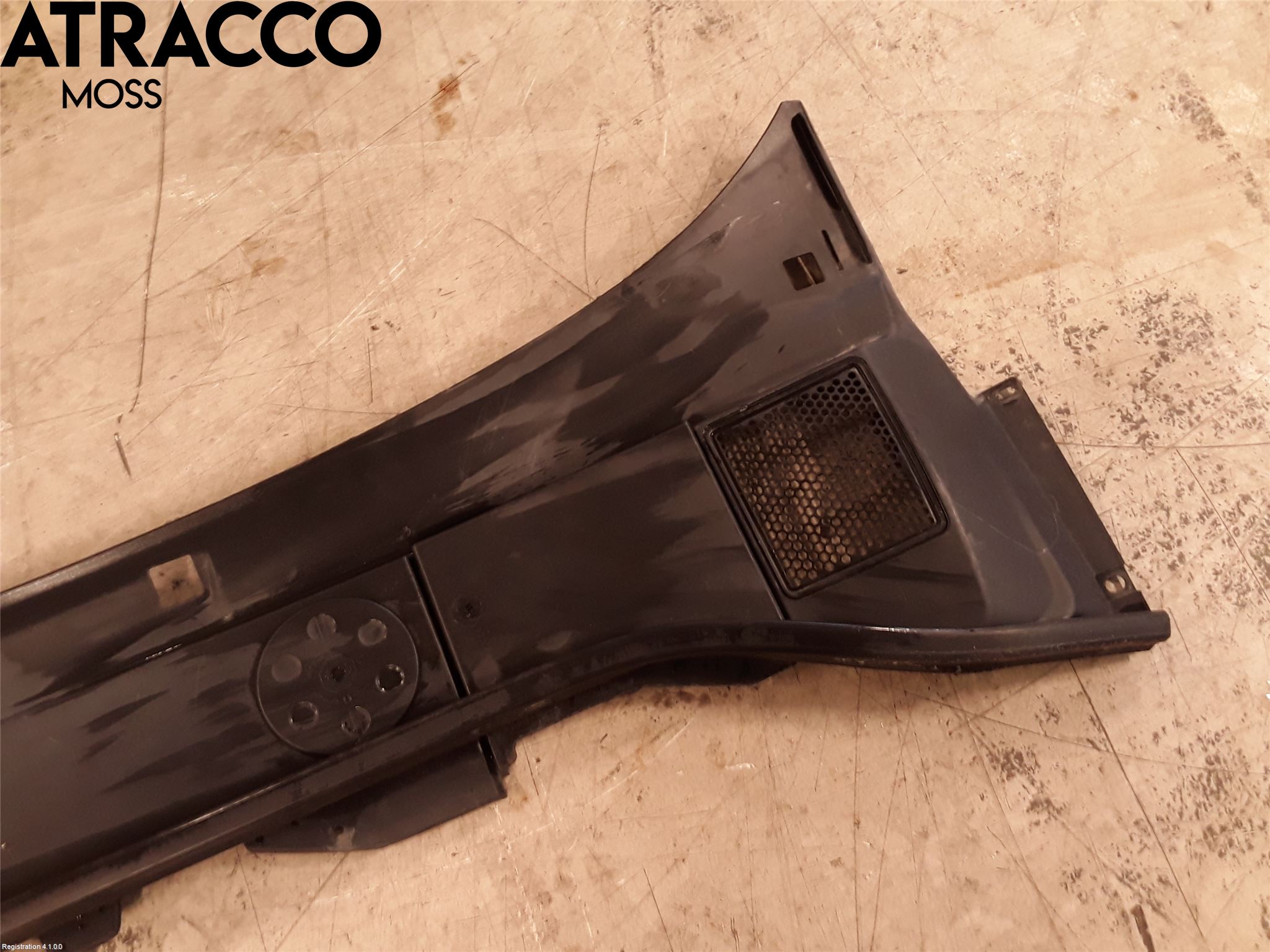 Volvo V70 08-13 Visker Deksel-Grill-Under Frr