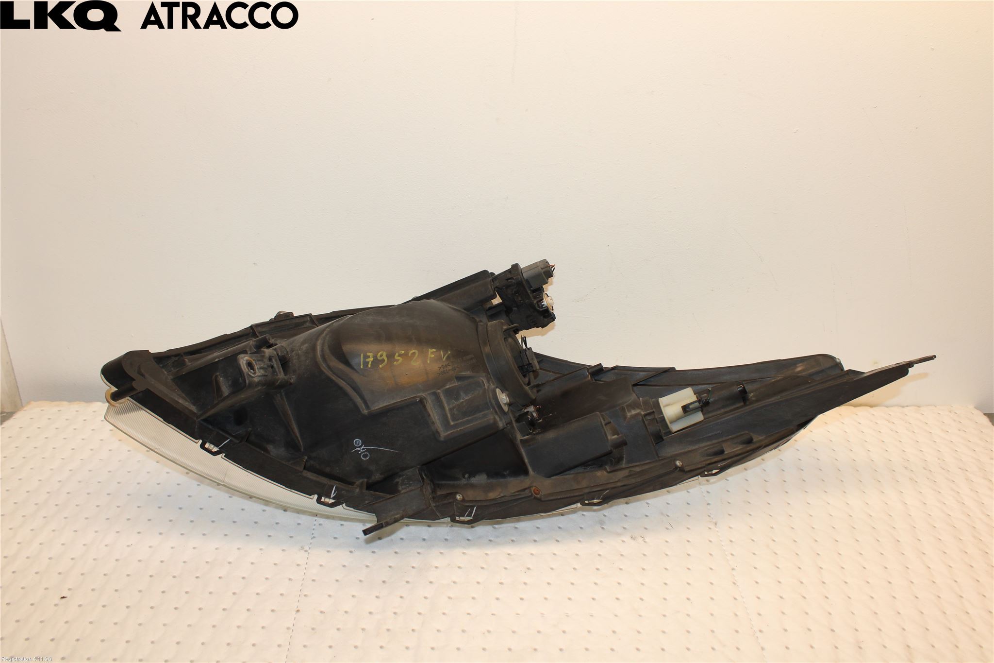 Suzuki SWIFT 11-16 Frontlykt Venstre