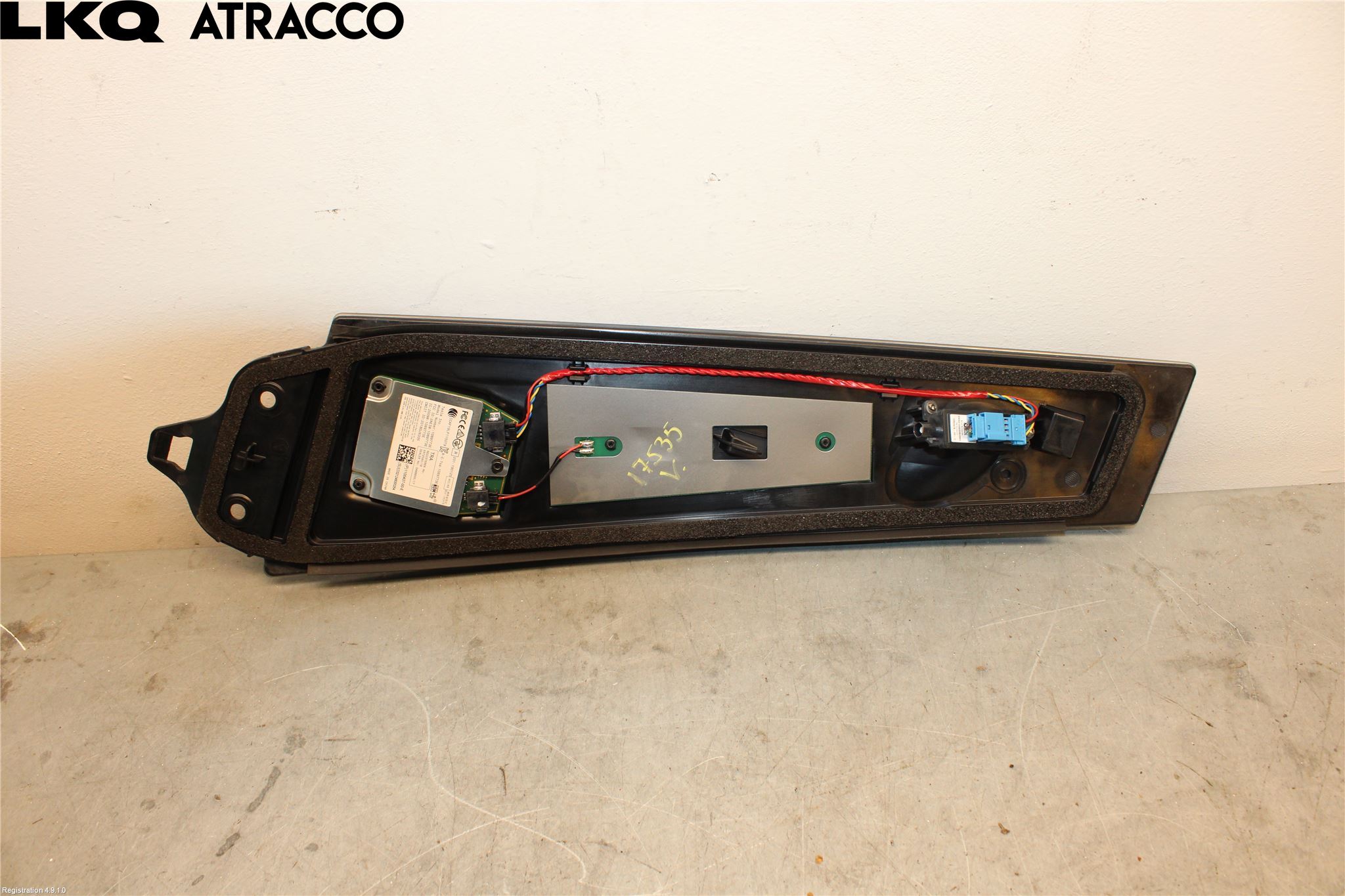 Tesla MODEL 3 17- Parkeringshjelp Kamera