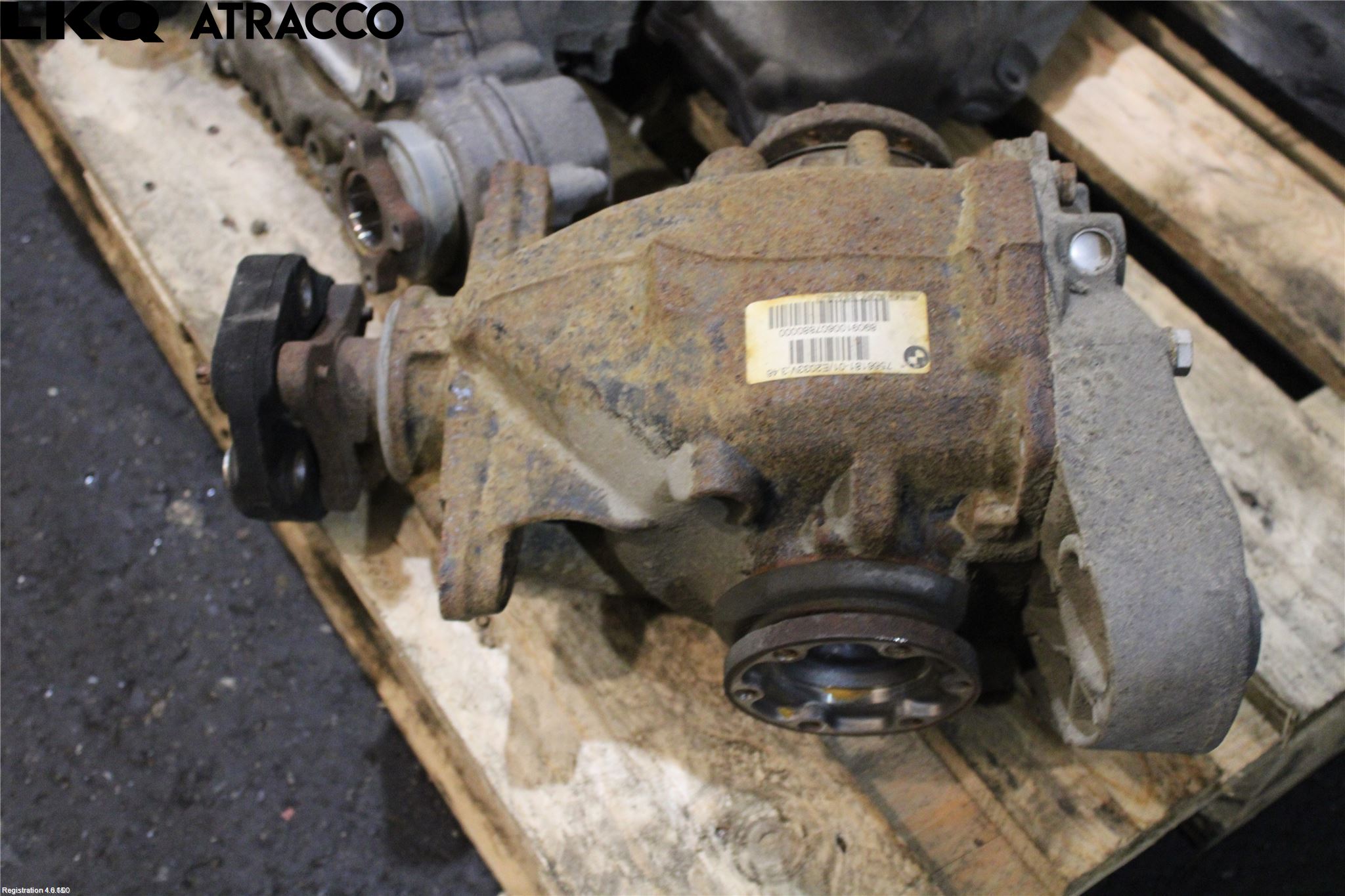 BMW X1 E84 10-15 Bakaksel Kardang Bak -Diff