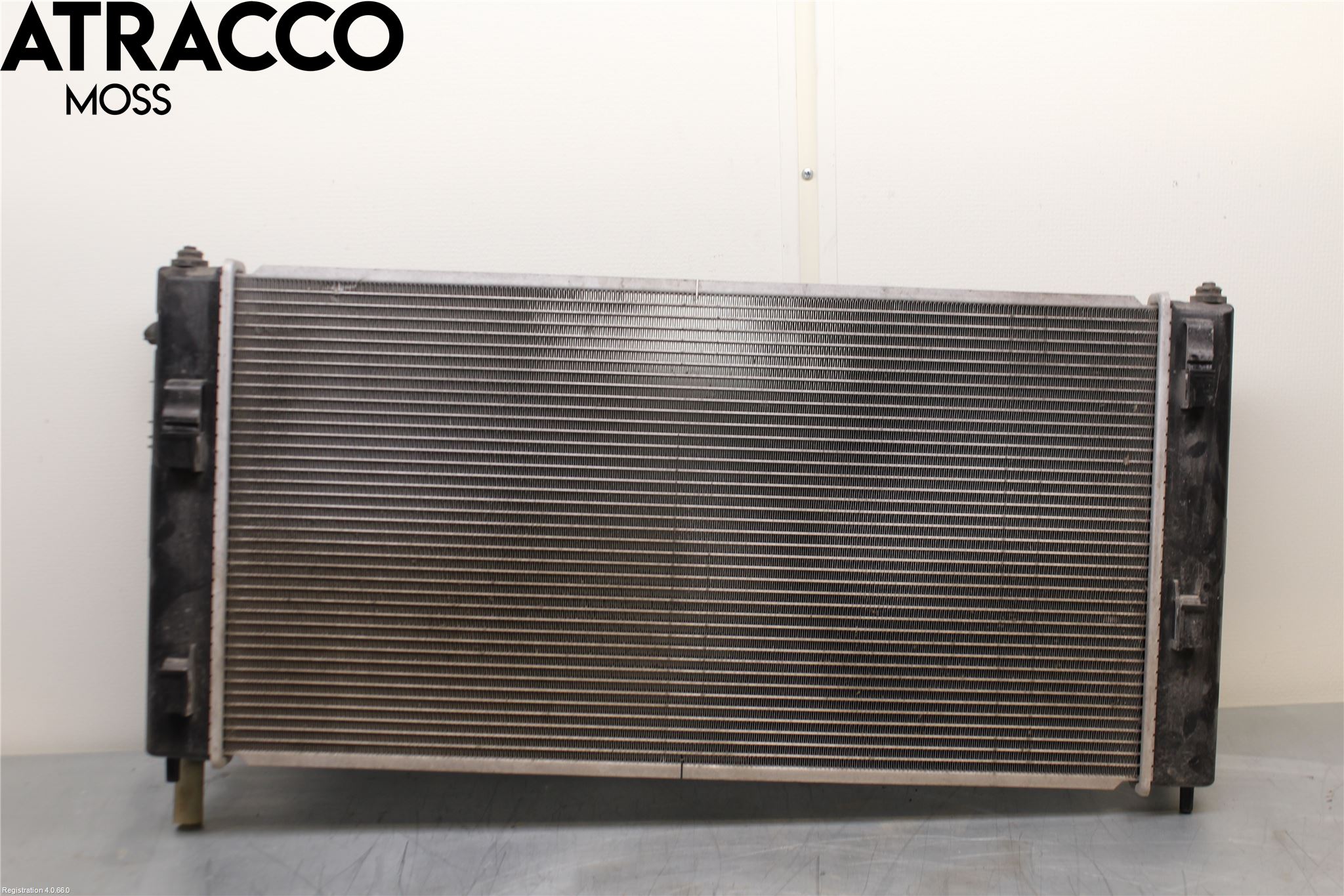 Nissan LEAF 11-17 Radiator Automat