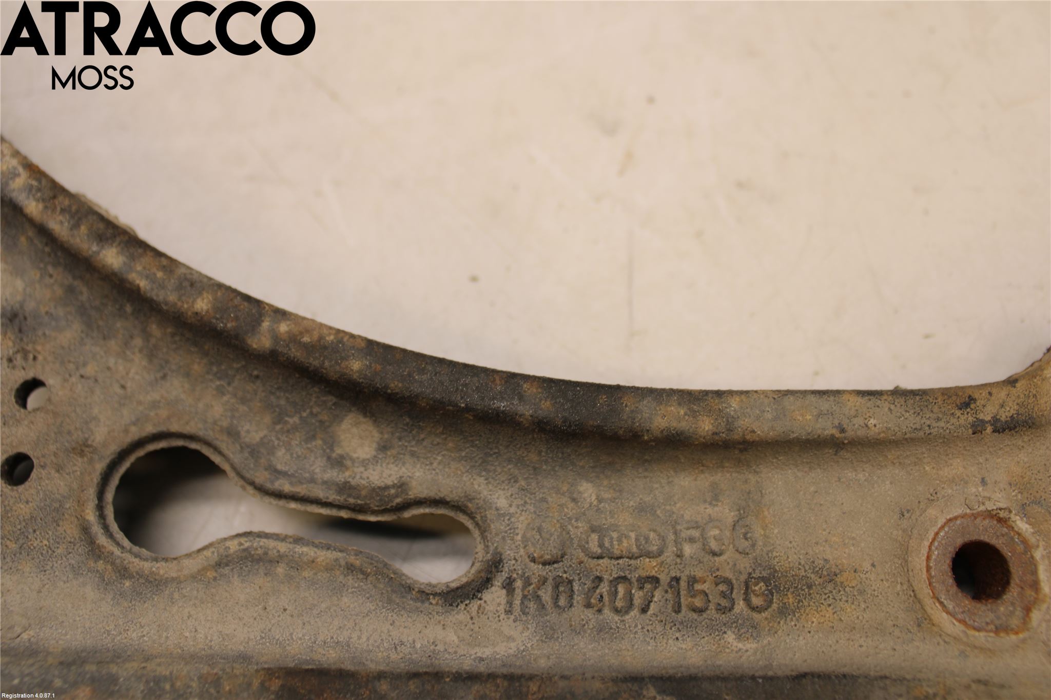 Volkswagen VW TOURAN 03-10 Bærearm Foran Venstre Nedre