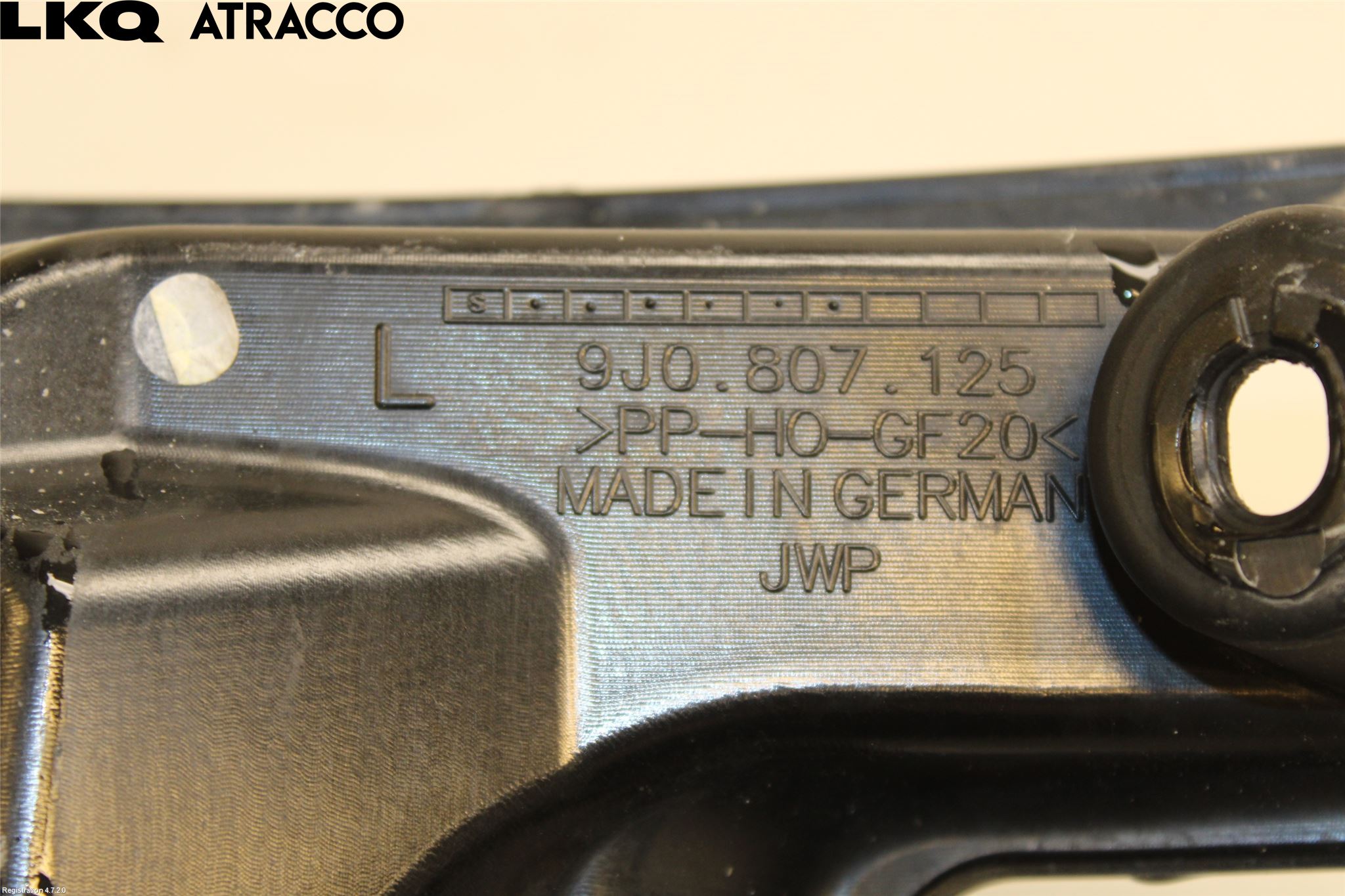 Porsche TAYCAN 20- Støtfangerfeste Bak Venstre