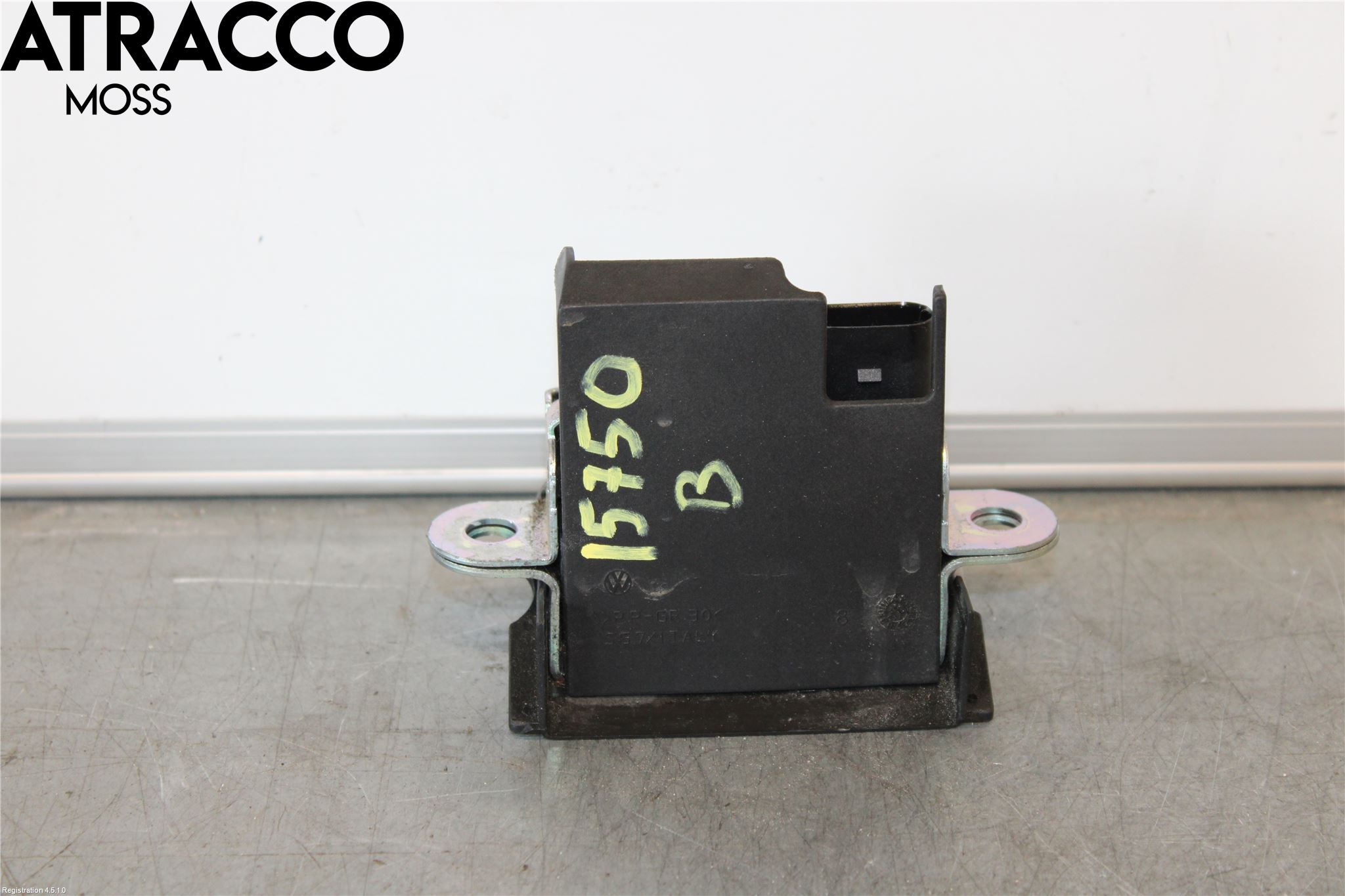 Volkswagen VW GOLF / E-GOLF VII 13-20 Bakluke-Lokk Låsekasse