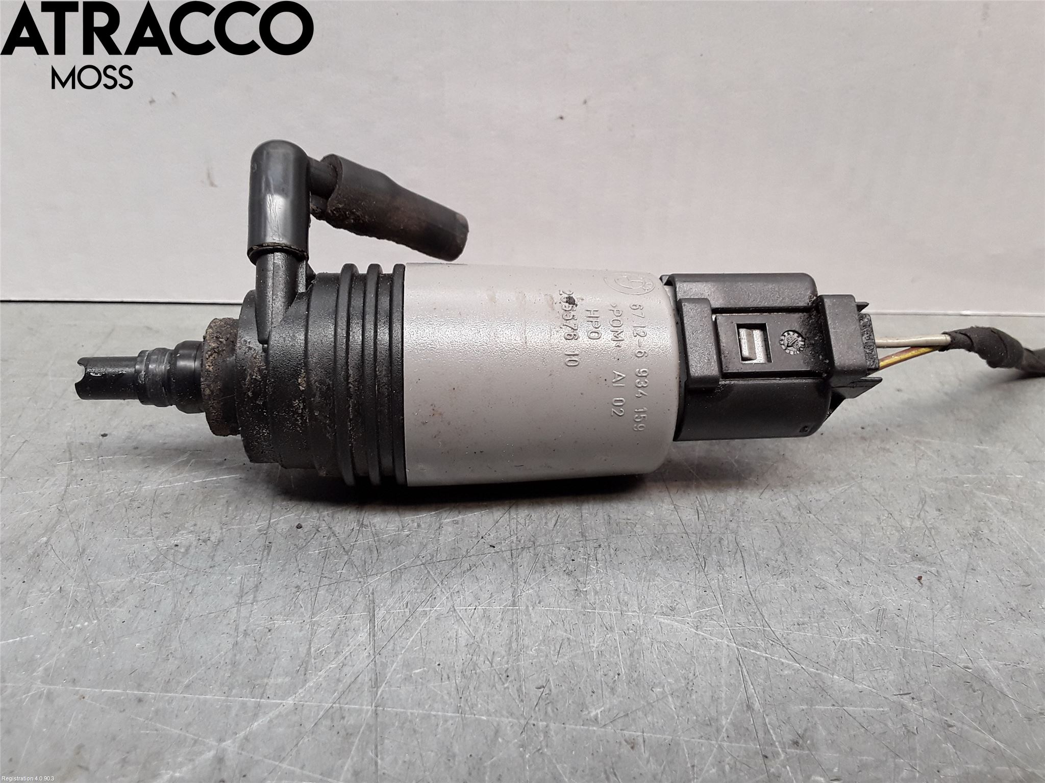 BMW 5 E60/61 Sed/Tou 02-10 Spylerpumpe Frontrute