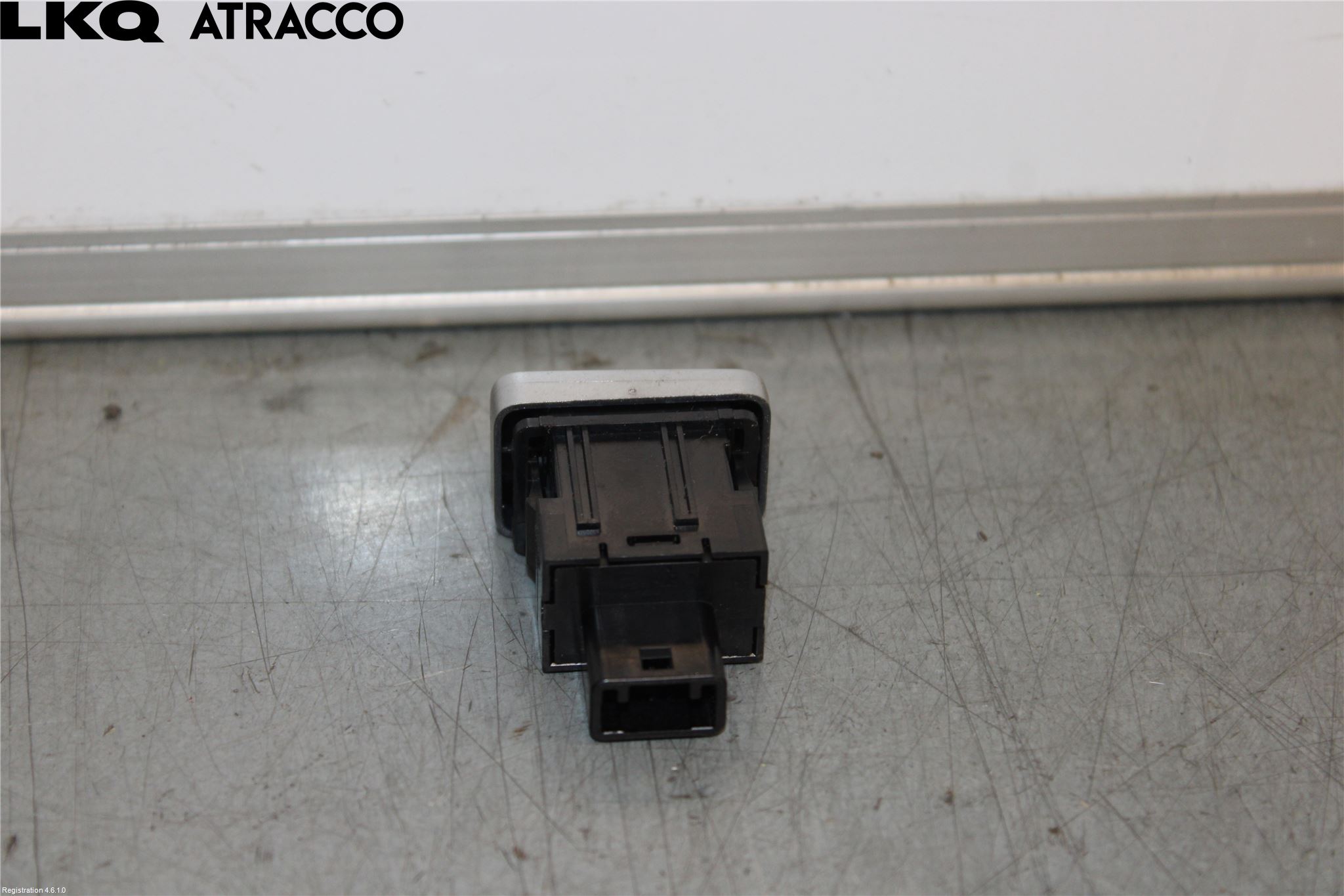 Mitsubishi OUTLANDER 13-21 Bryter Øvrig