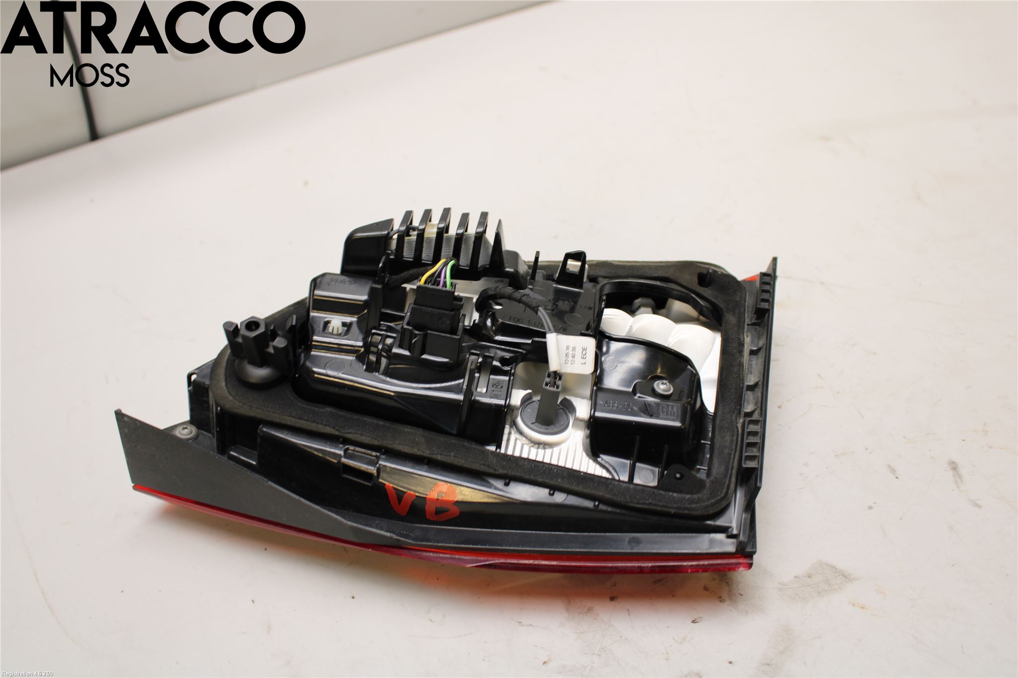 Opel ASTRA K 16-22 Baklykt Venstre  På Luke(Indre