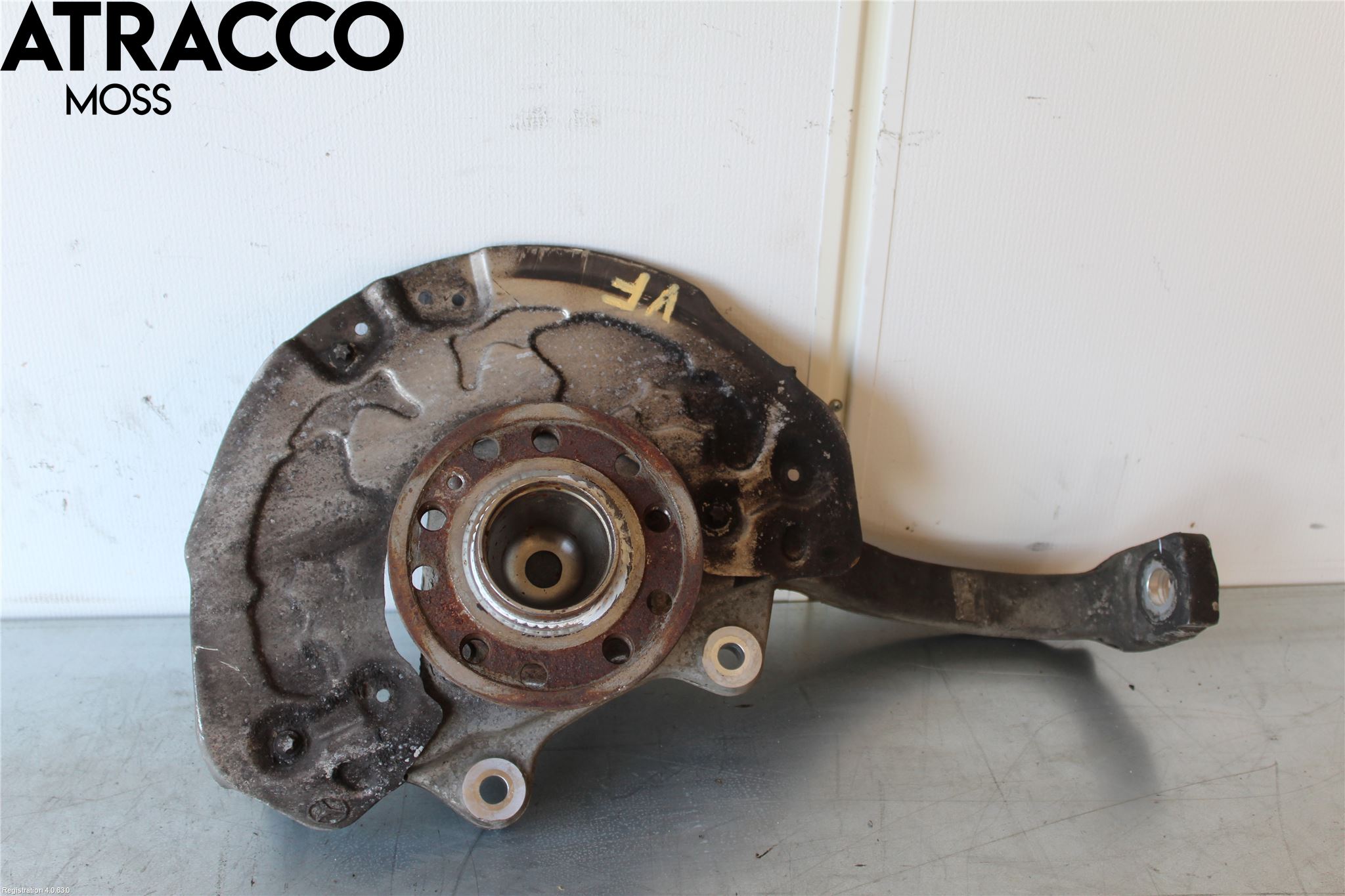 Mercedes-Benz MB C-KLASS (W205) 14-21 Spindel Vf