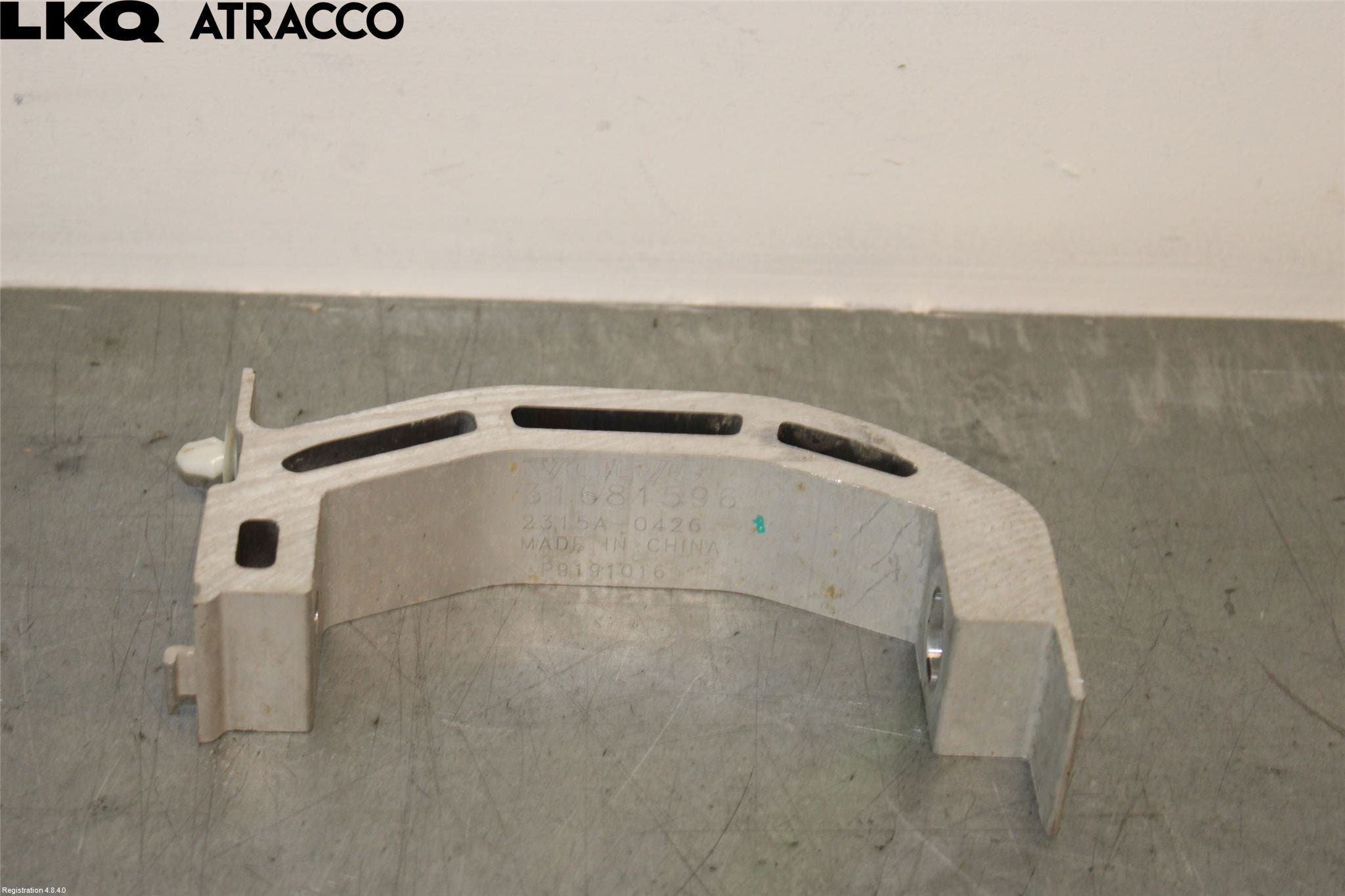 POLESTAR 2 20- Støtfanger Foran Feste