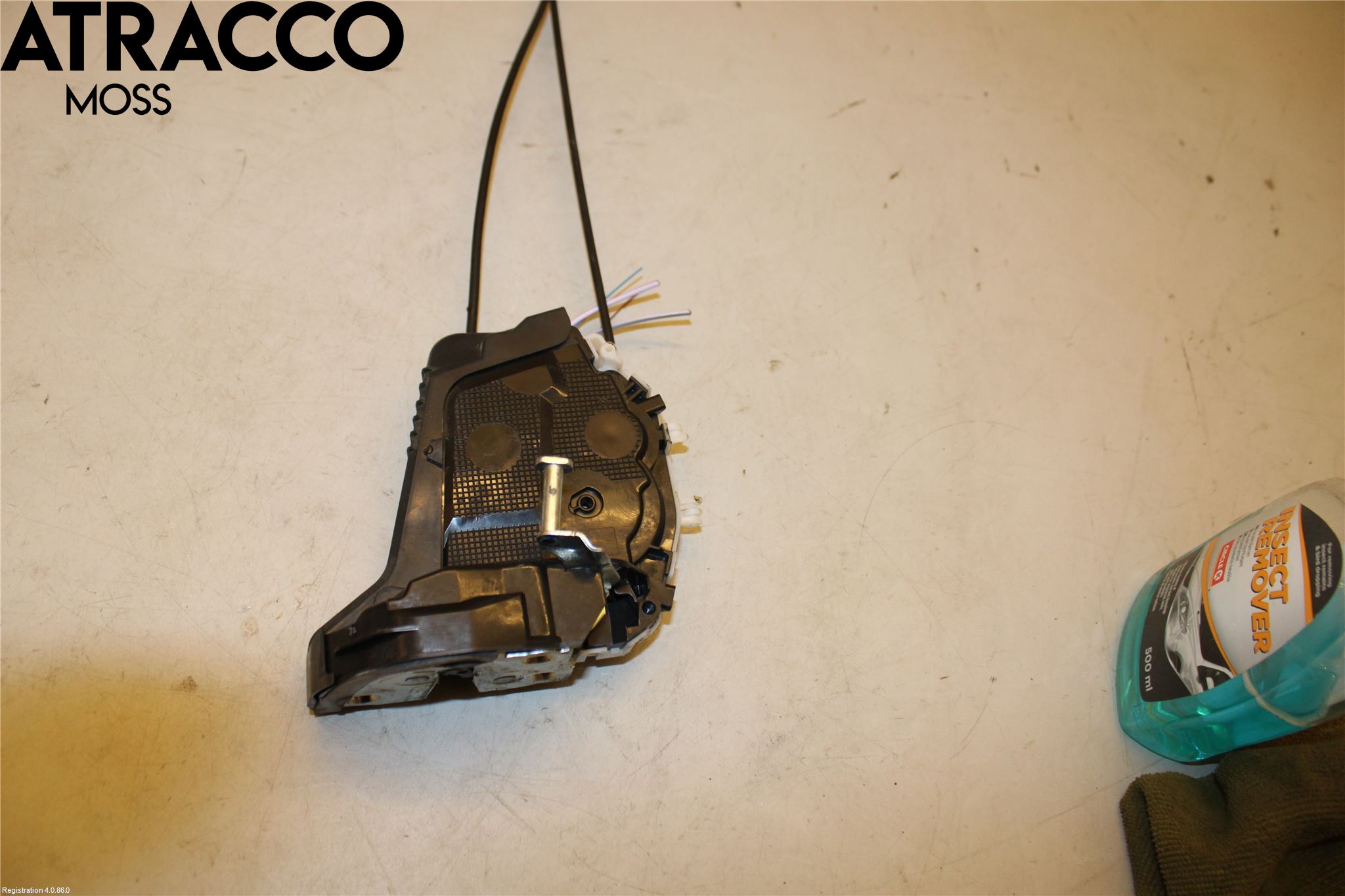 Toyota YARIS XP130 15-20 Dørlås - Låsekasse