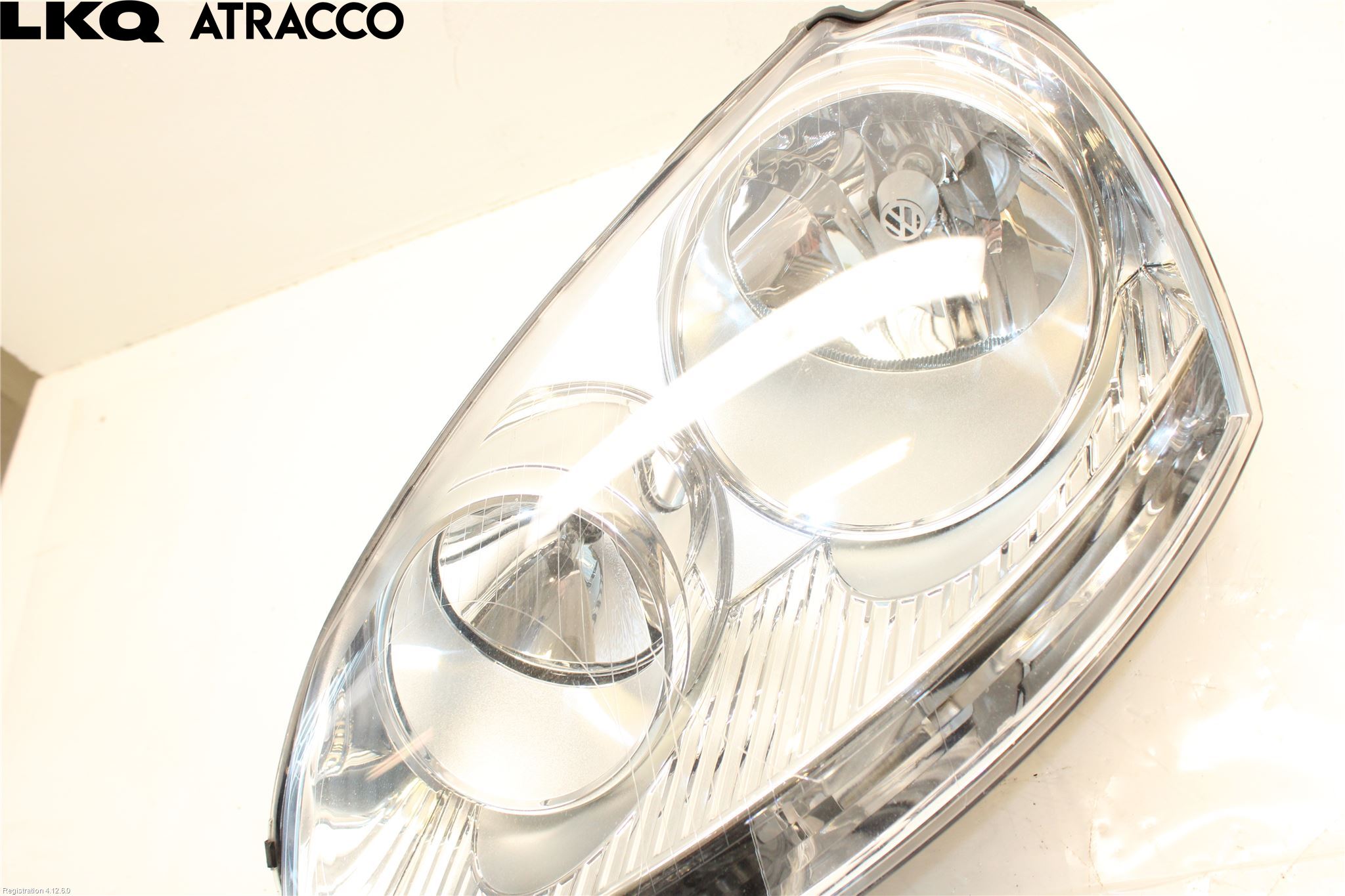 Volkswagen VW GOLF V 04-09 Frontlykt Venstre