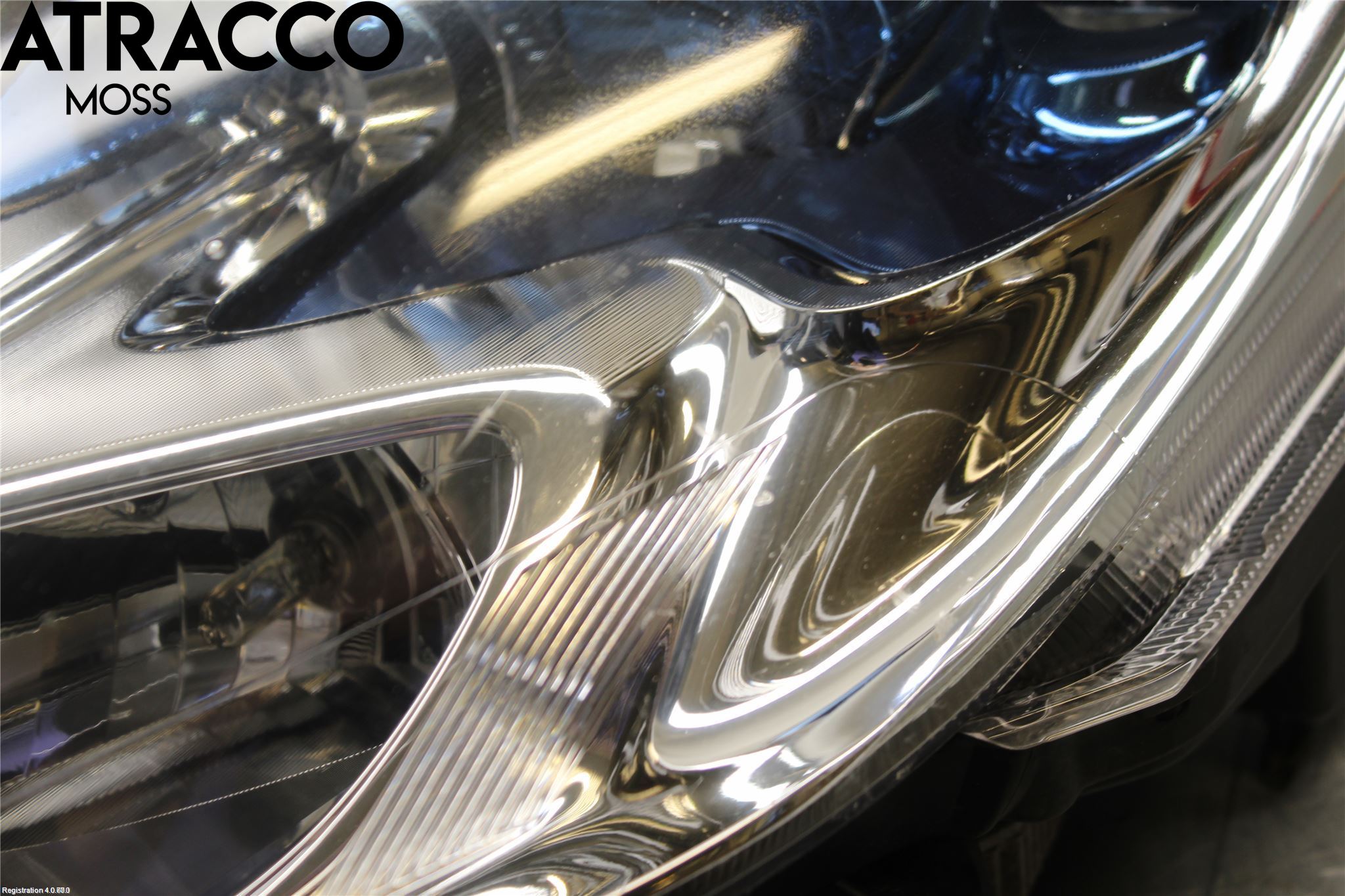 Nissan LEAF 11-17 Frontlykt Venstre